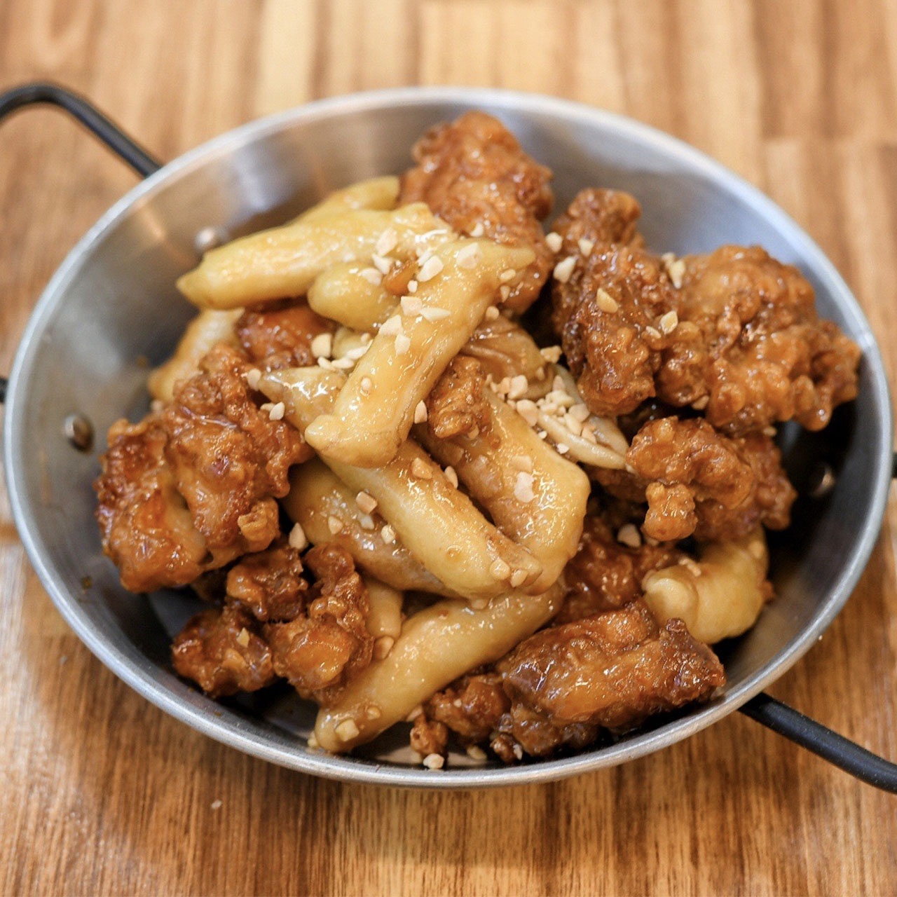 큰집닭강정 동부시장점