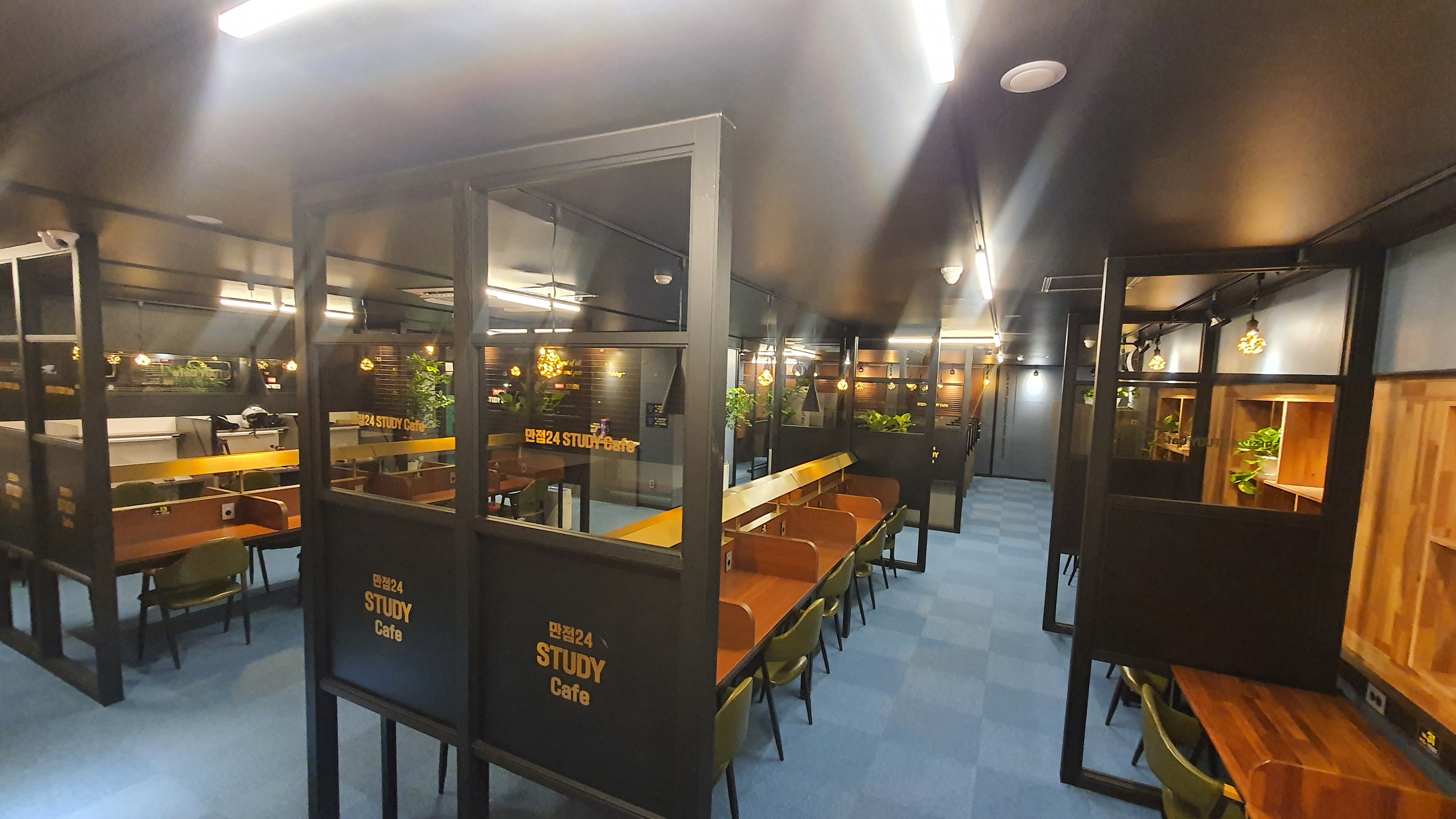 만점24스터디카페 경성큰마을점