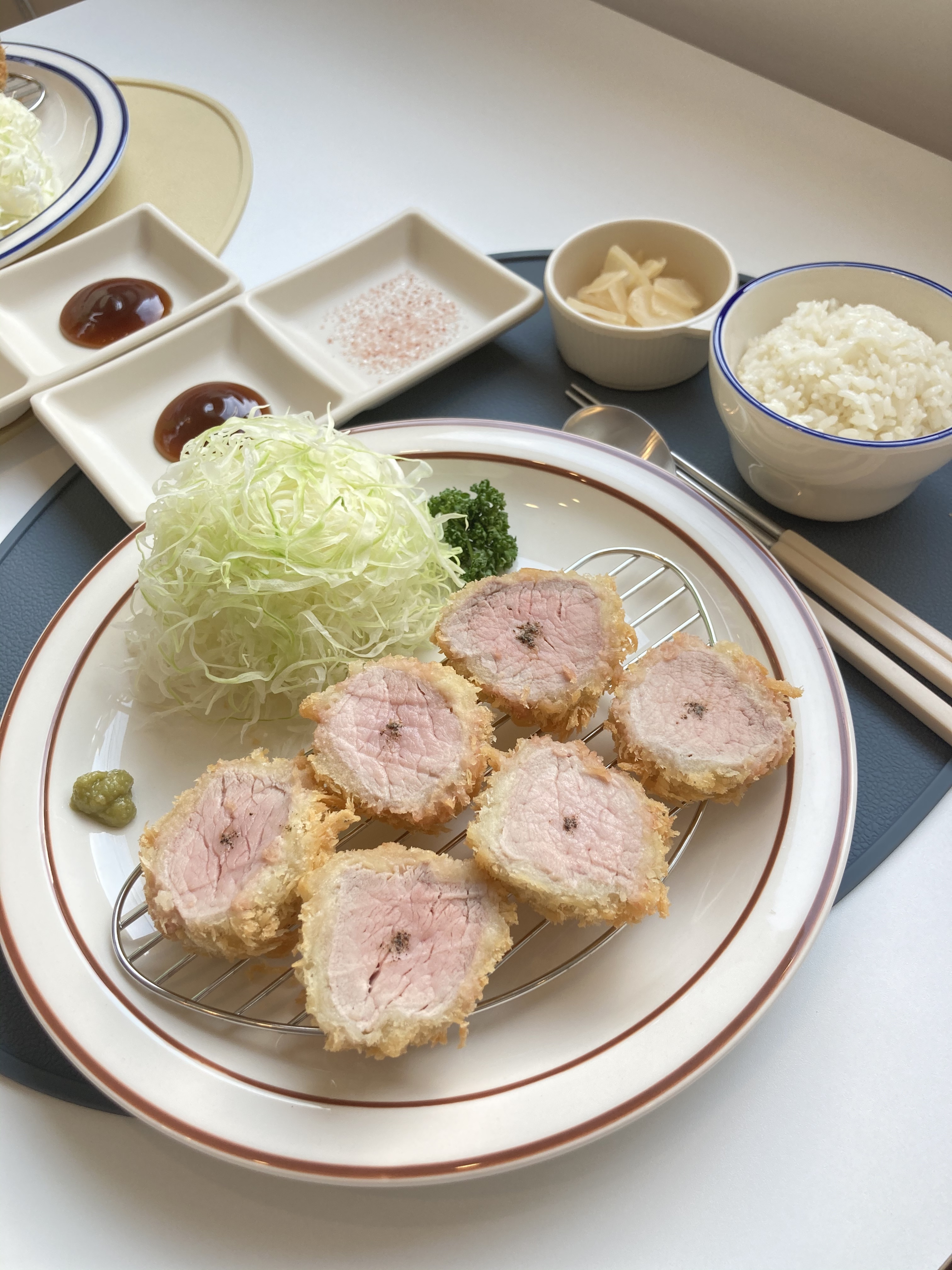 COTS카츠