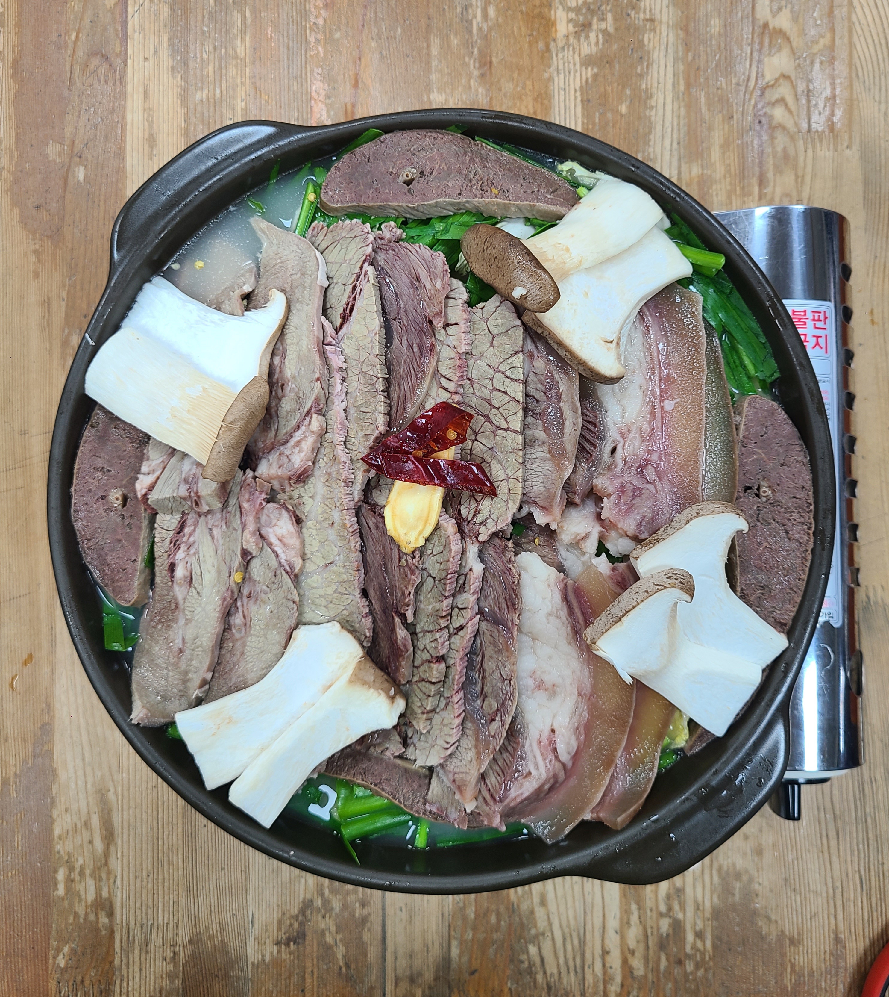 Boiled Hanwoo beef