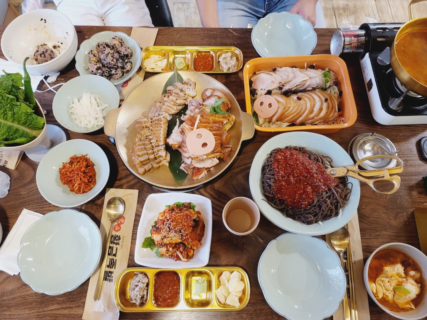 황금족발 목포족발 평화광장점
