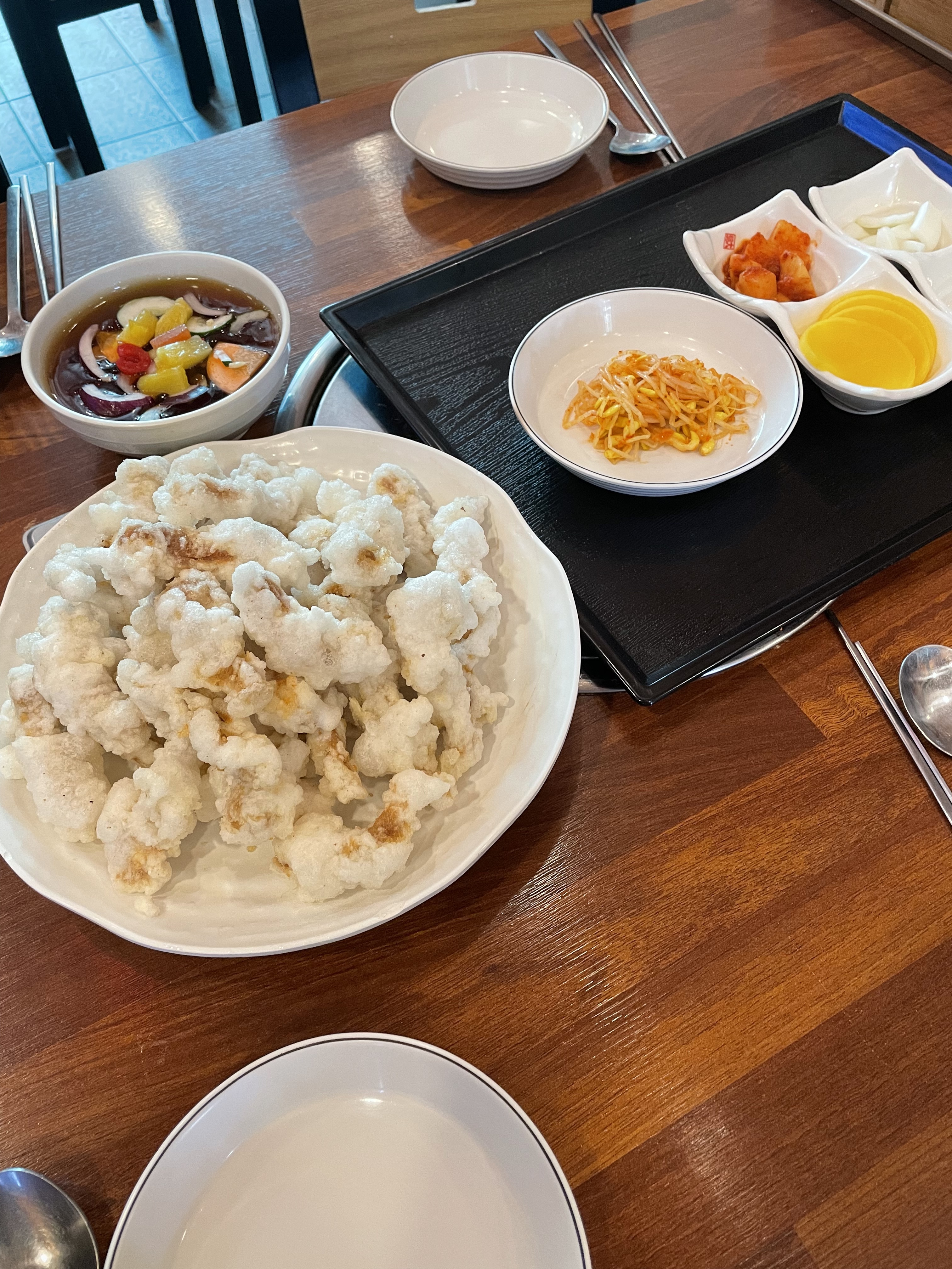 호림관