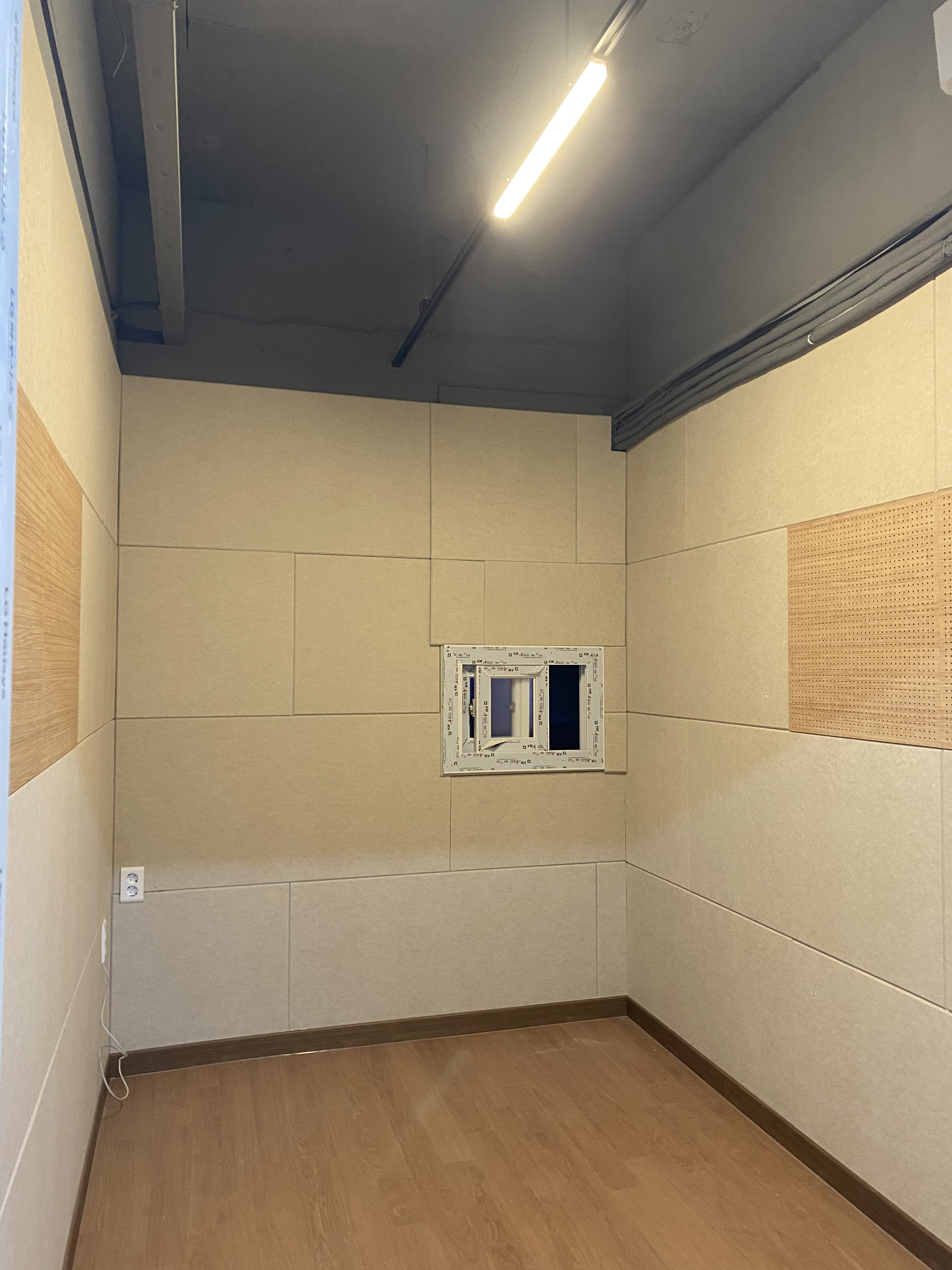 2번째 스튜디오 사진