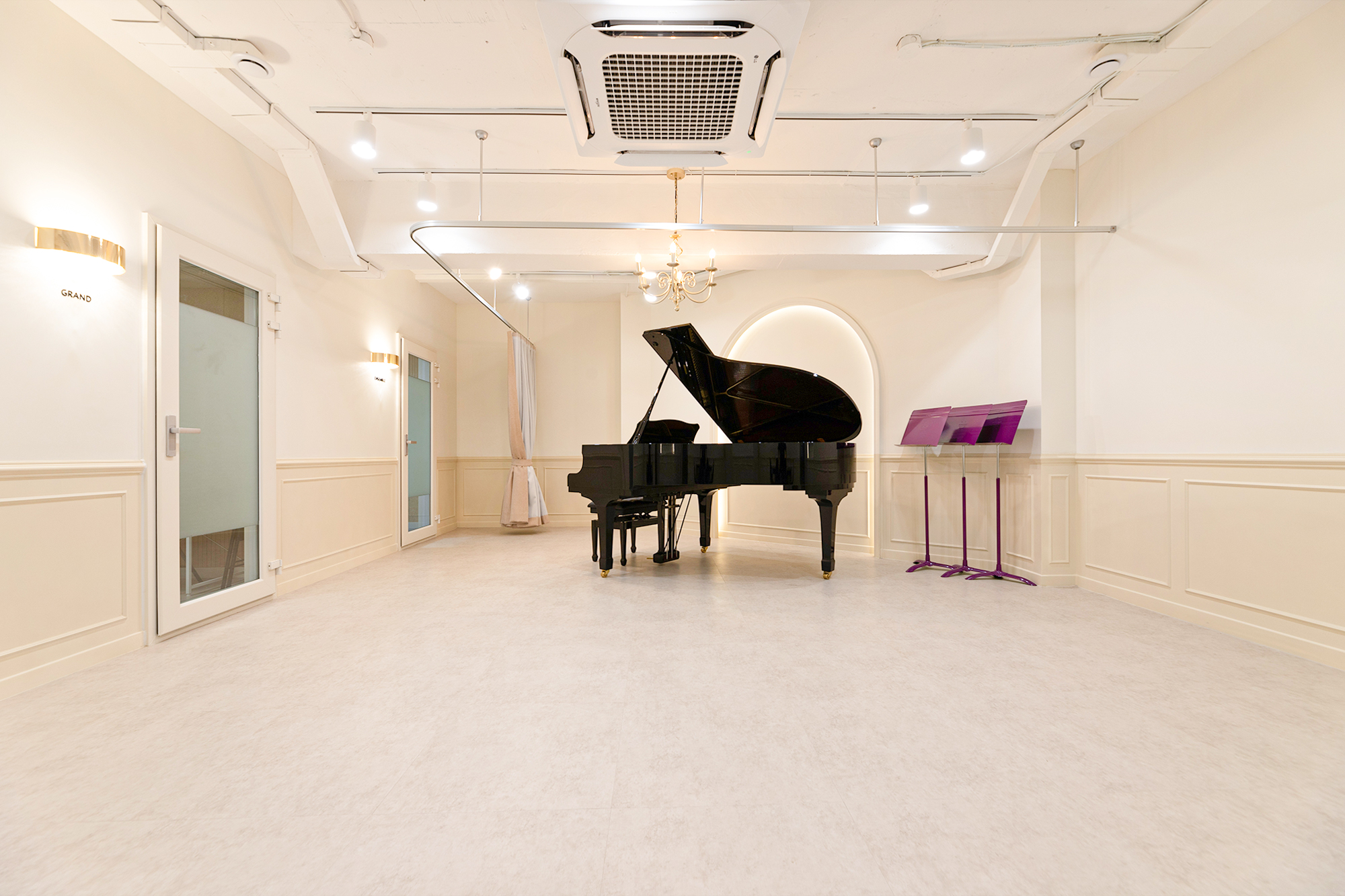 1번째 스튜디오 사진