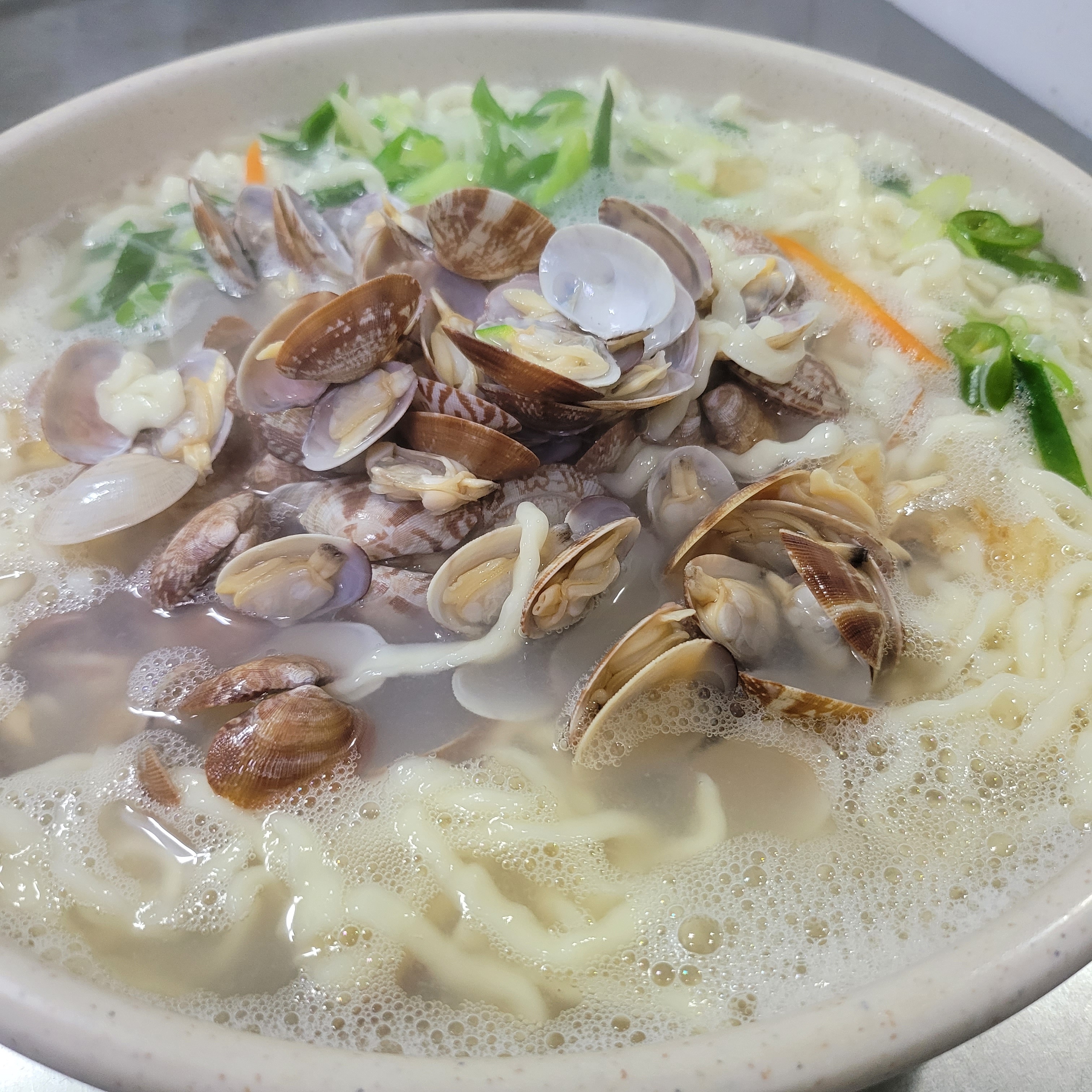 청정칼국수