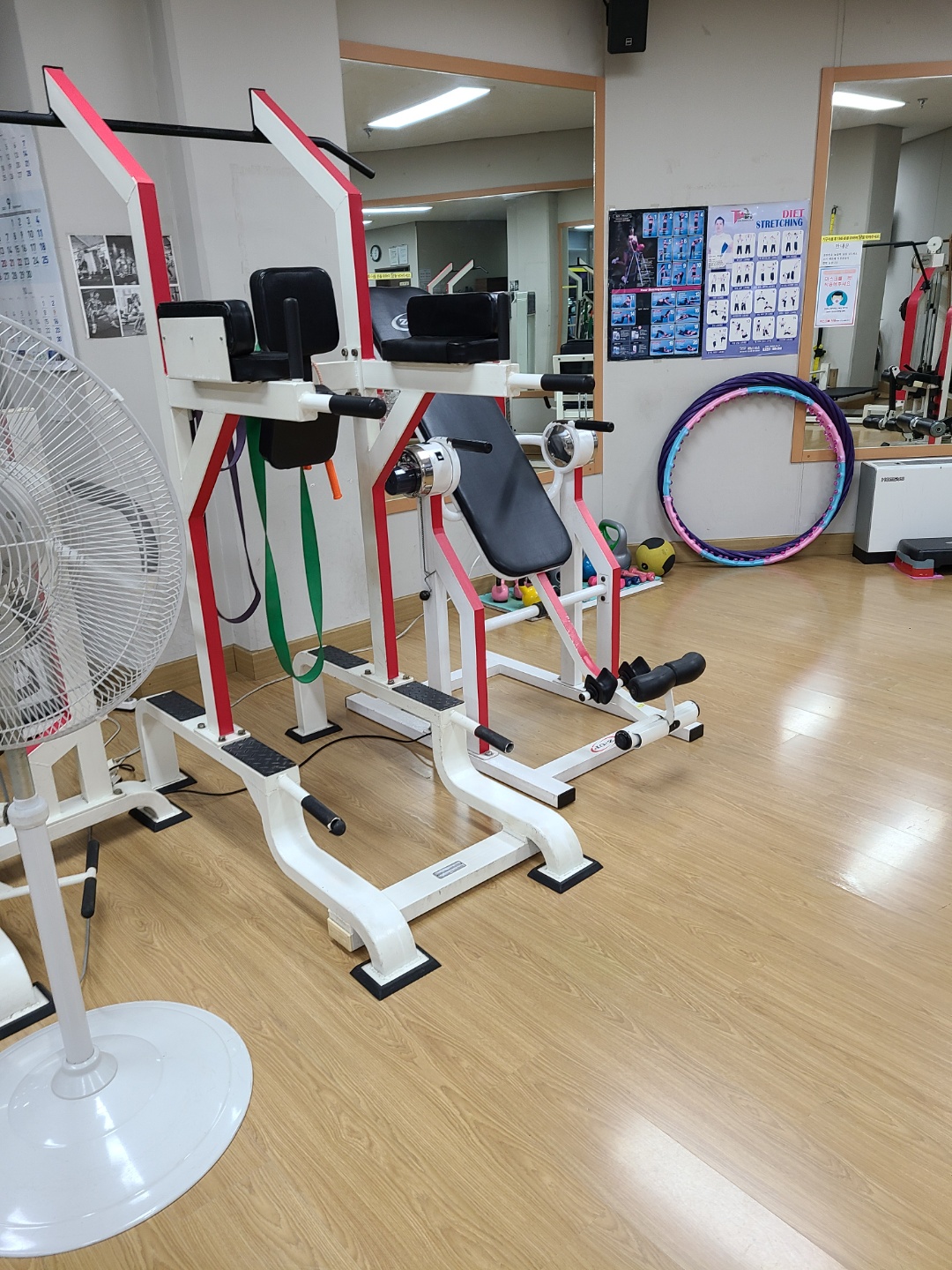 산운휘트니스센타
