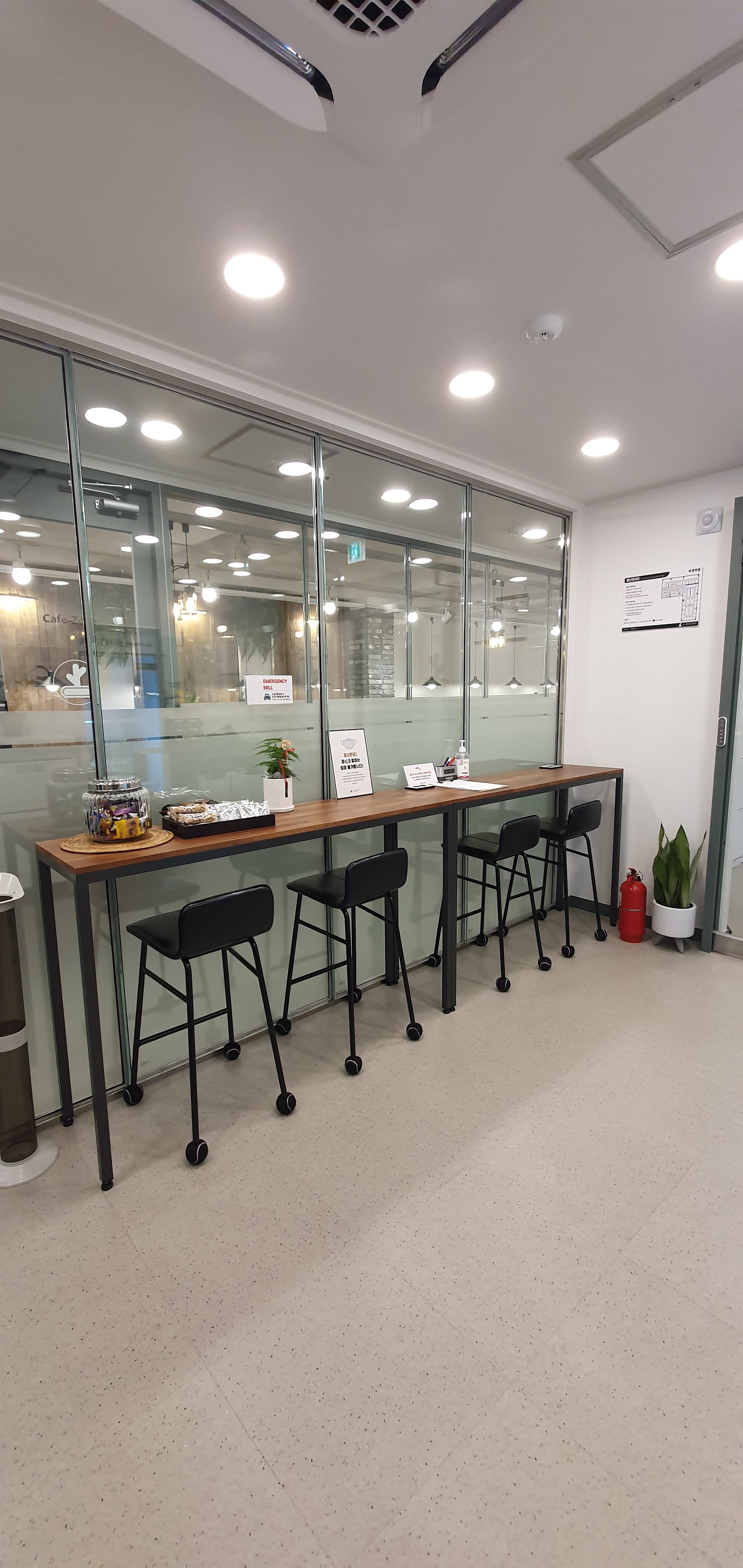 어라운드스터디카페 부개역점