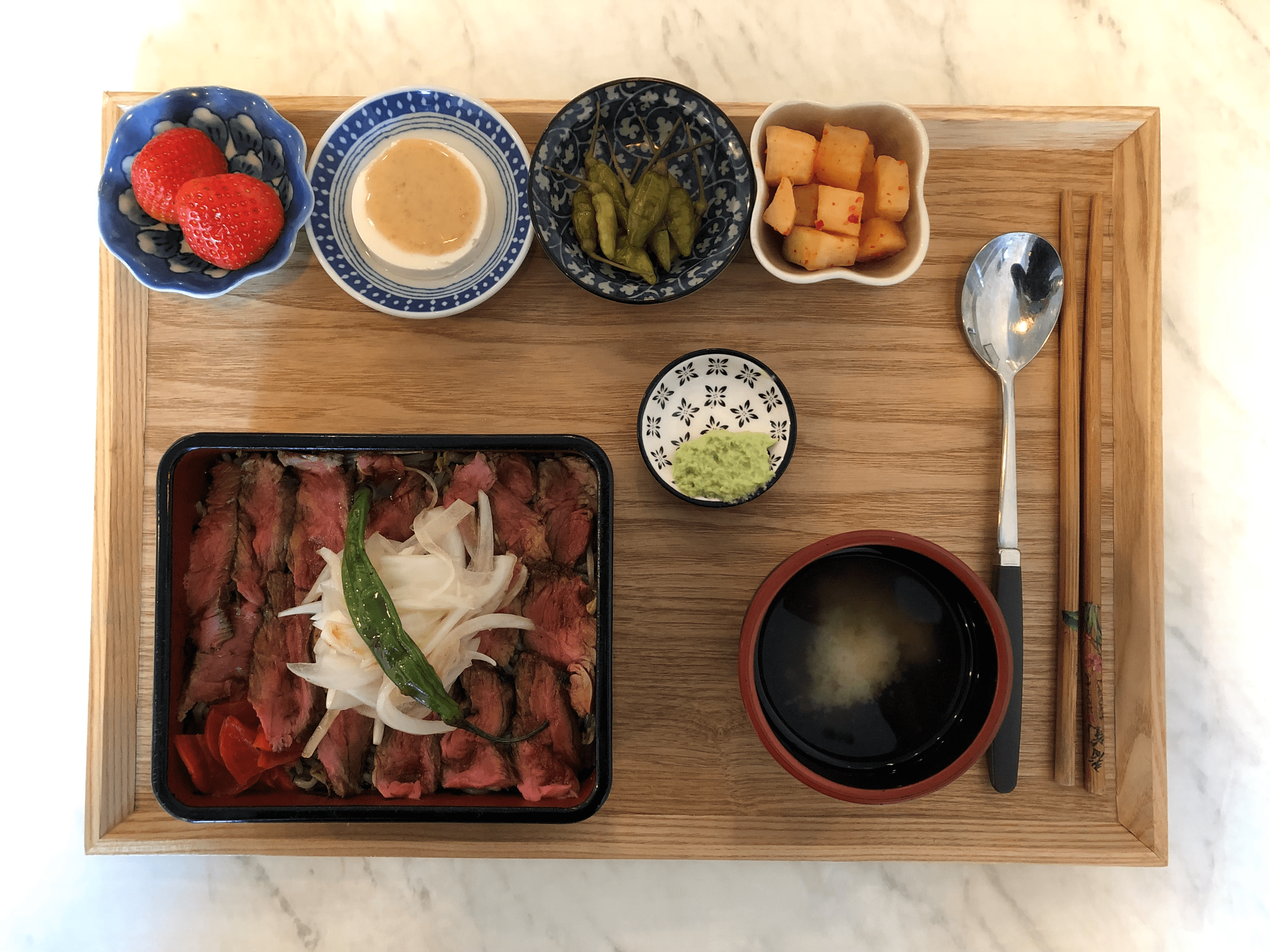 식미단