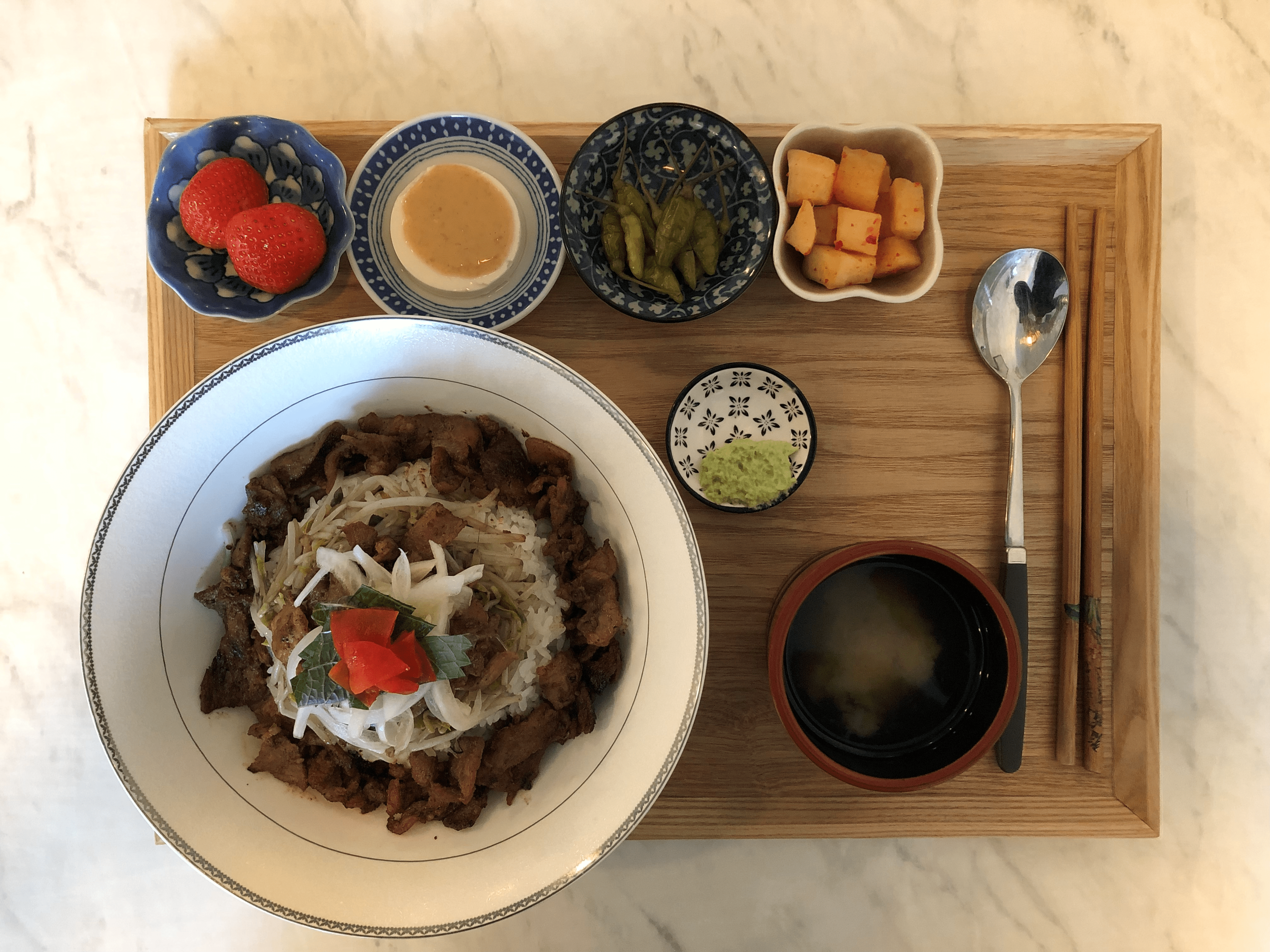 식미단