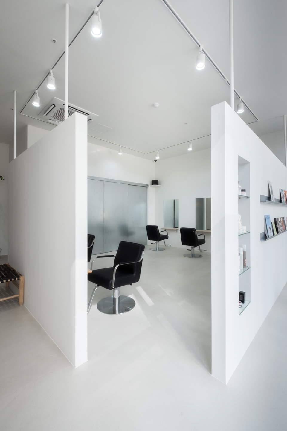 아웃라인헤어 대표 이미지