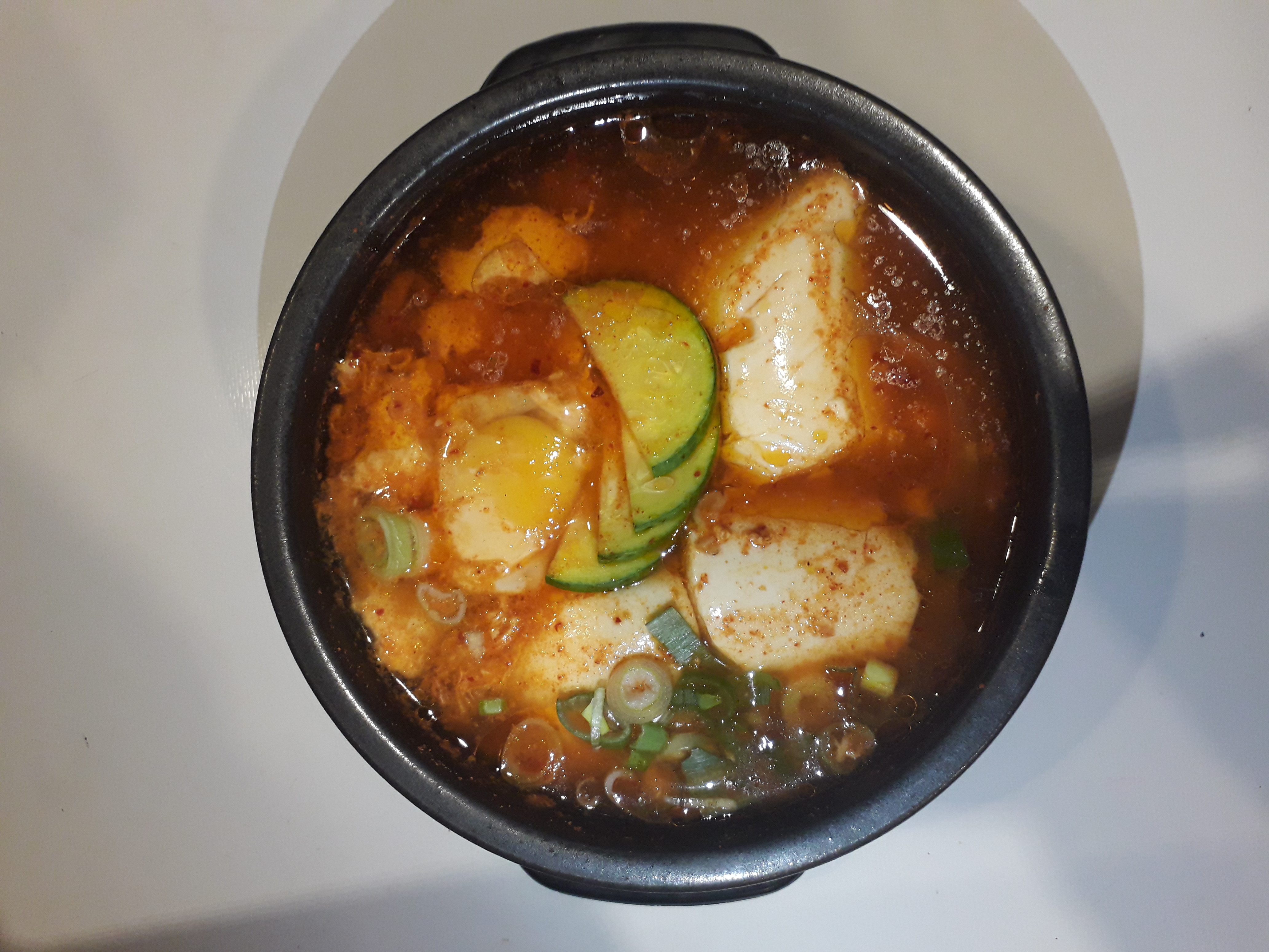 장칼국수와 냉면 만두 배곧점
