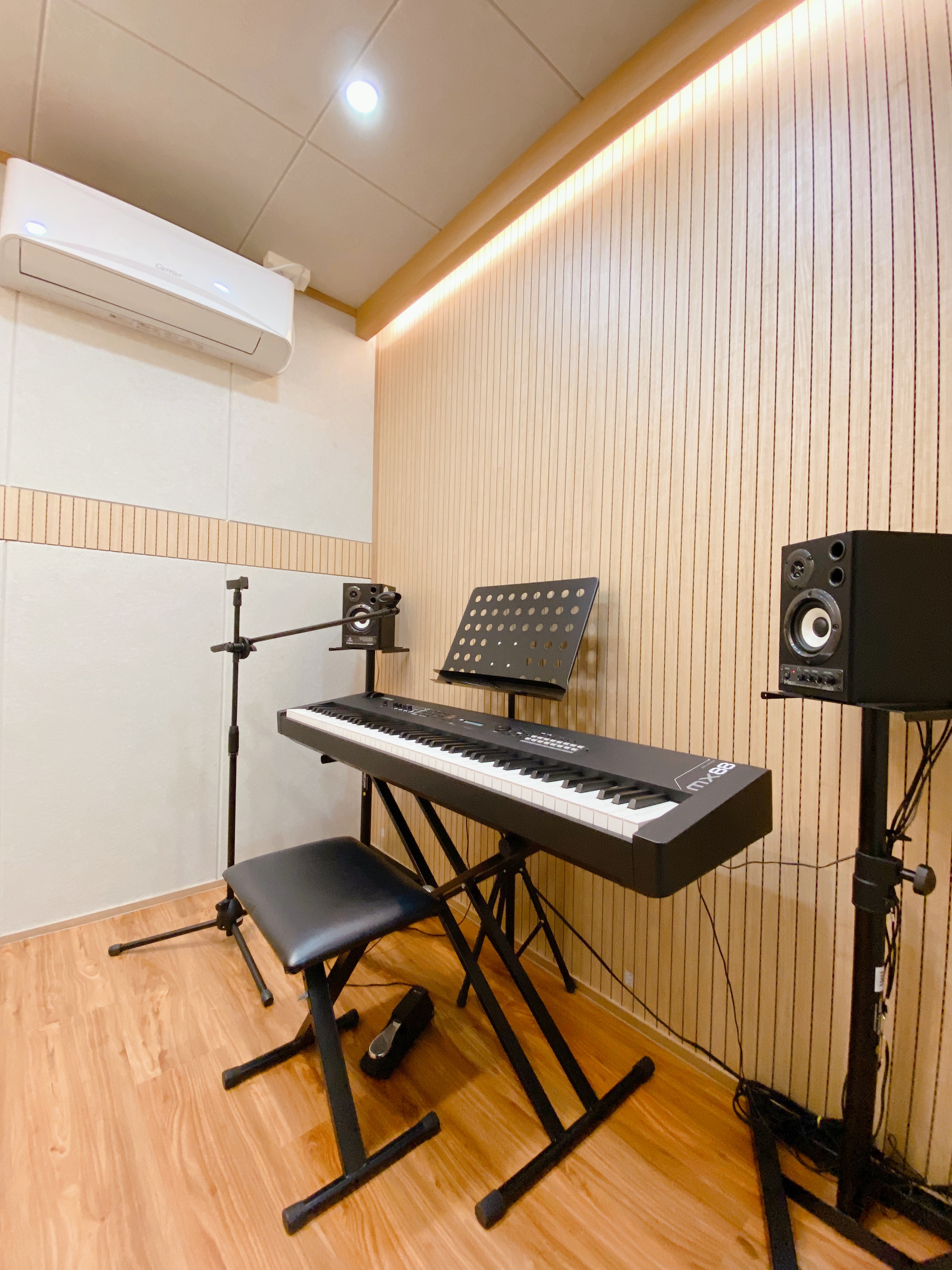 3번째 스튜디오 사진