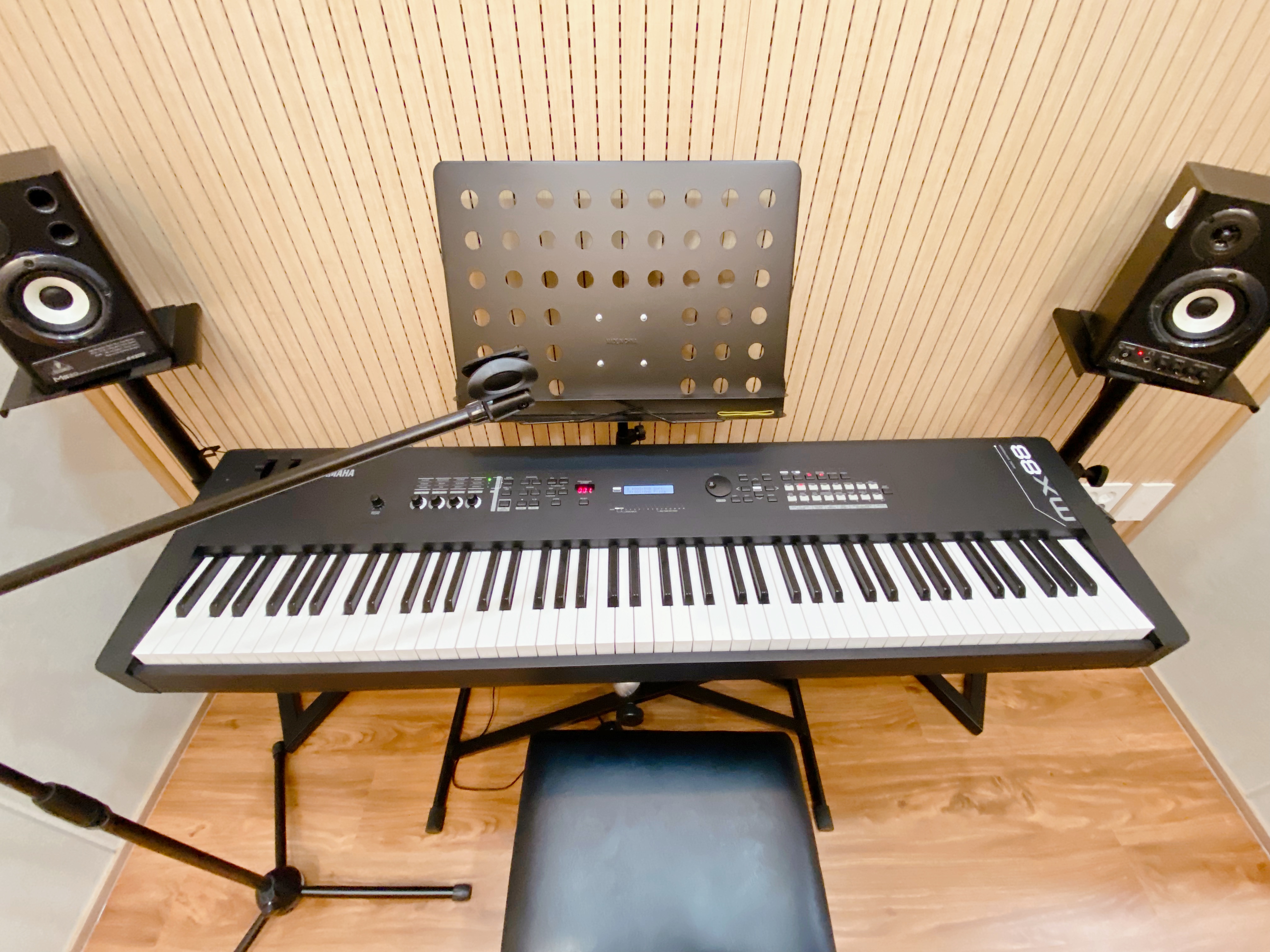 2번째 스튜디오 사진