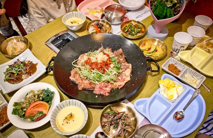 현주식당 천안신부점