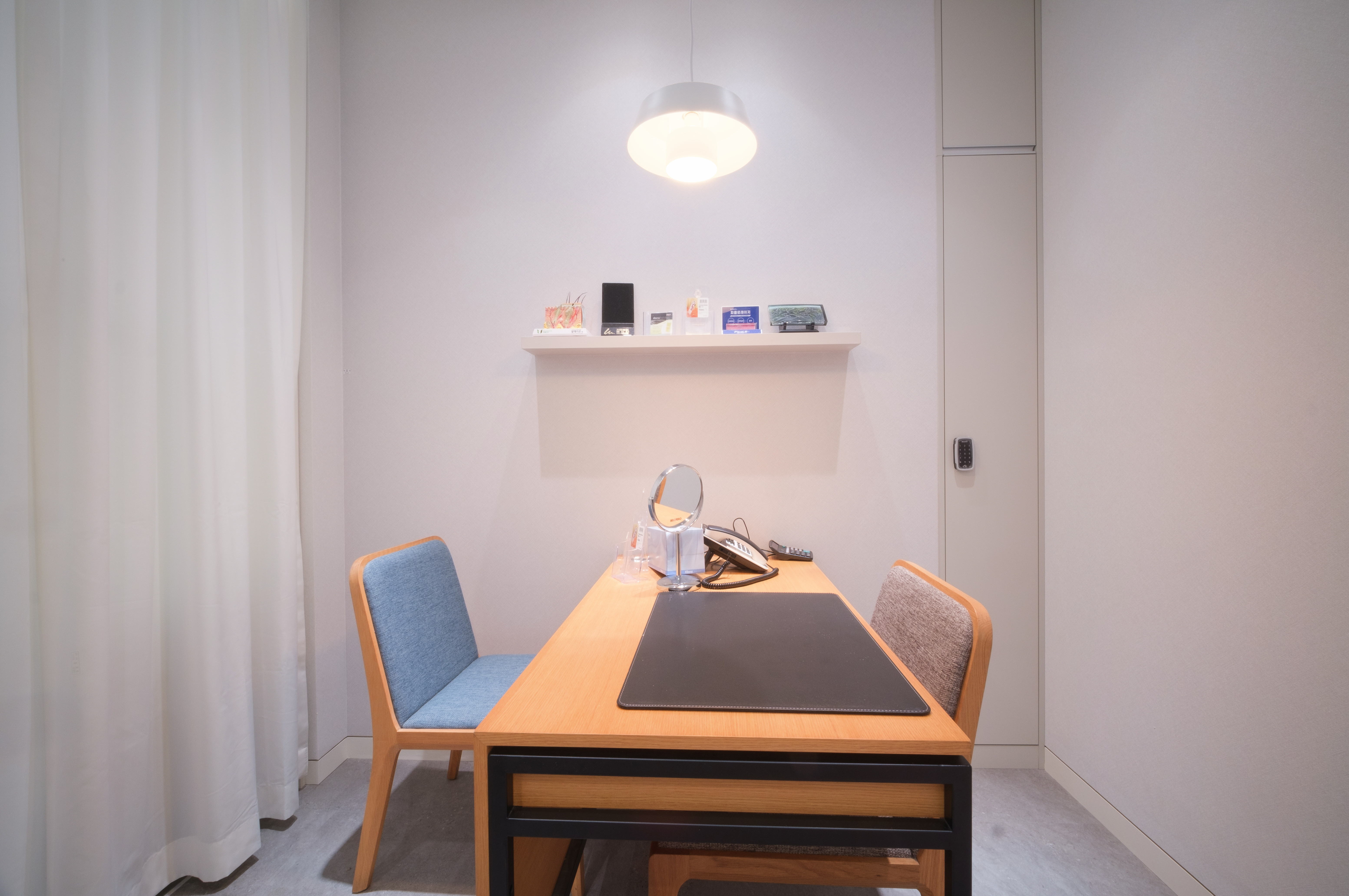 피에이치디피부과의원 압구정 대표 이미지