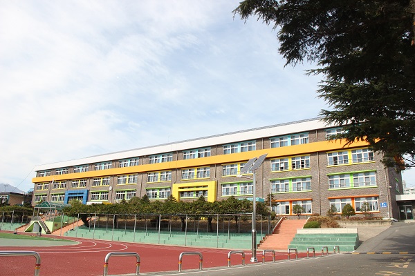 교동초등학교