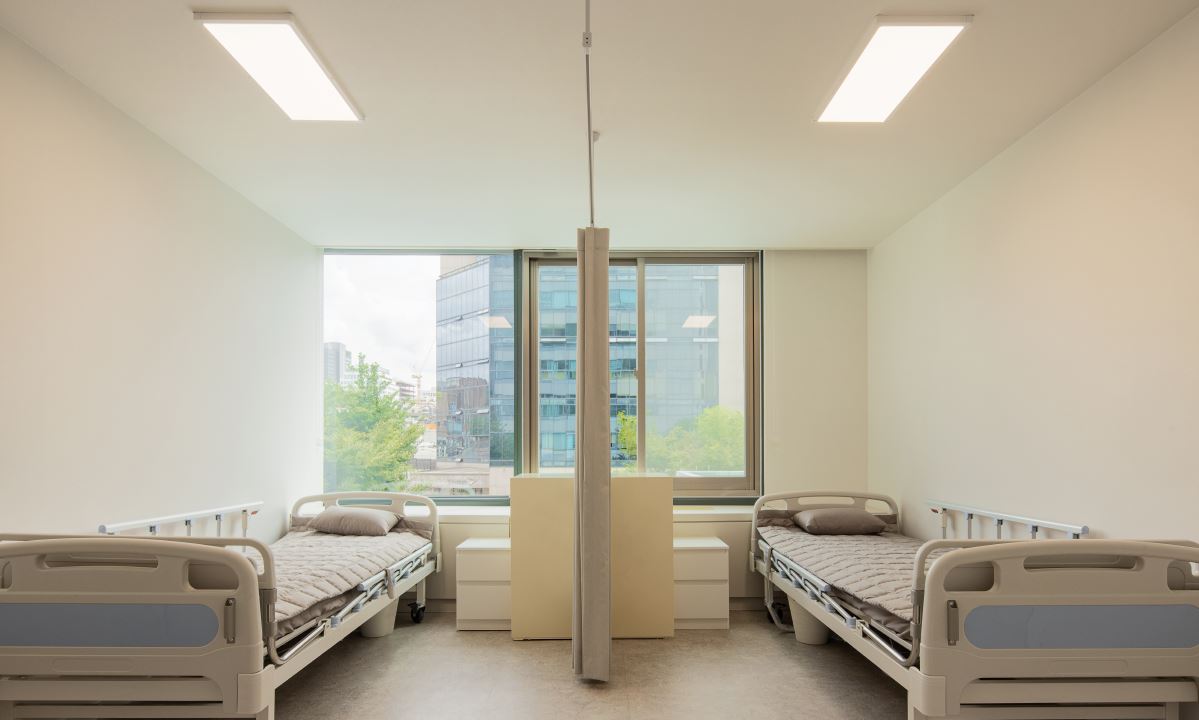 삼사오성형외과 내부 이미지