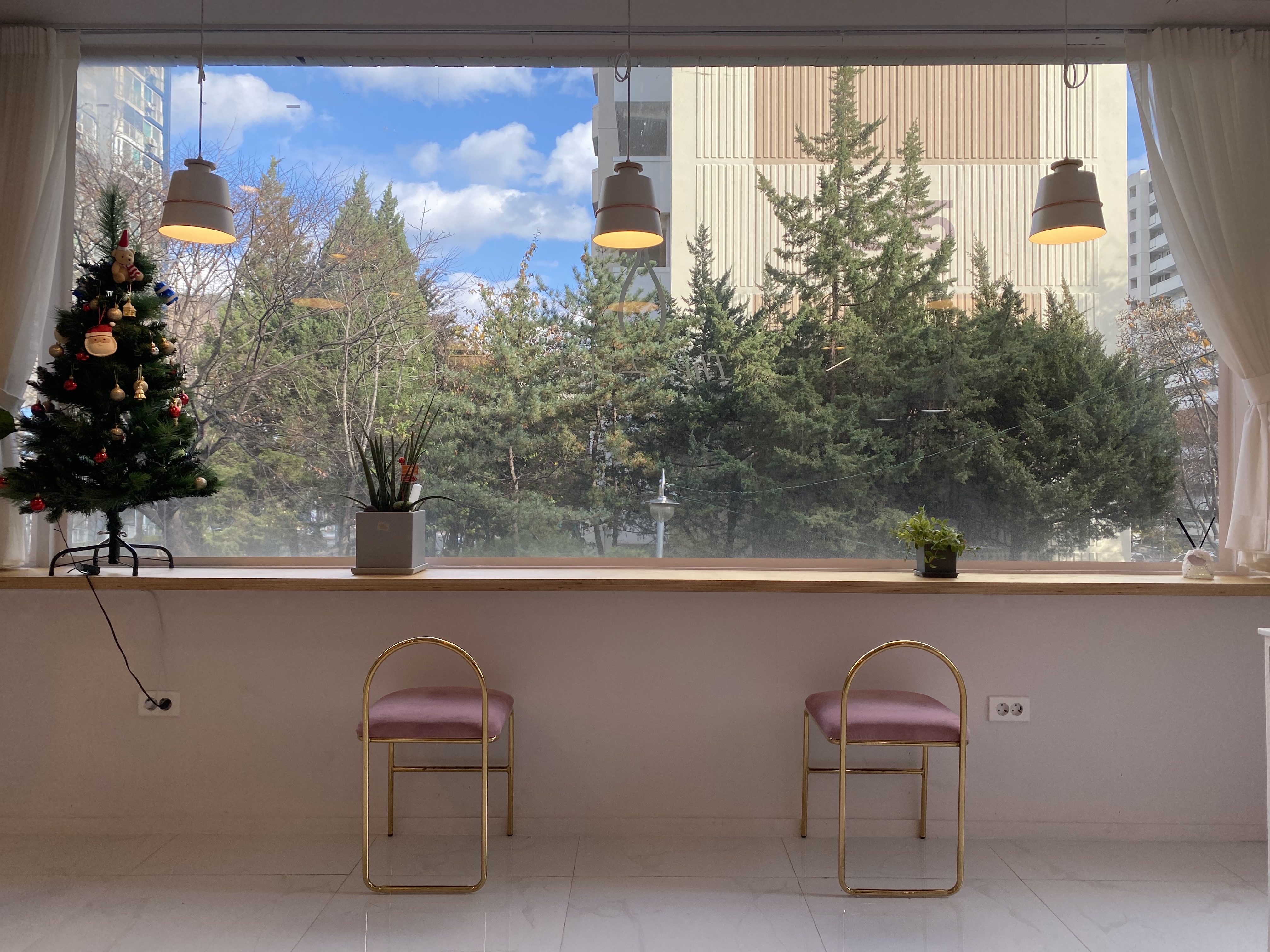 더그리다 네일 이미지