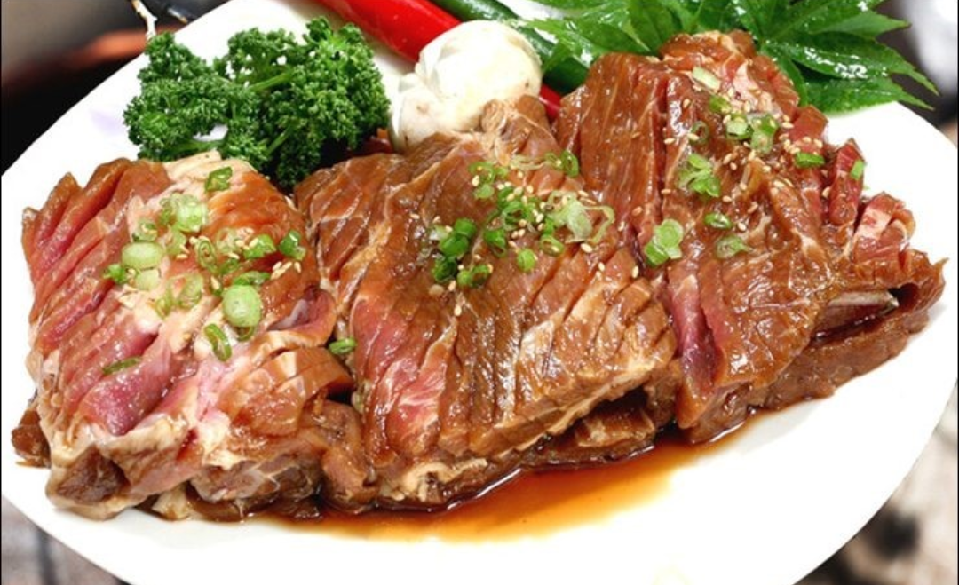백세돼지