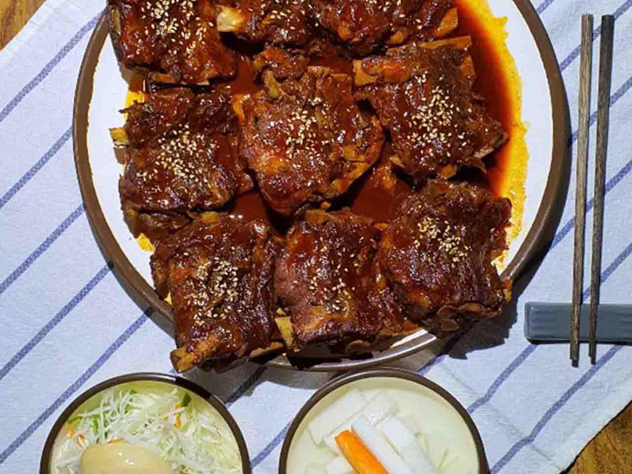 네이버 플레이스 서울뼈구이매운족발 : 네이버