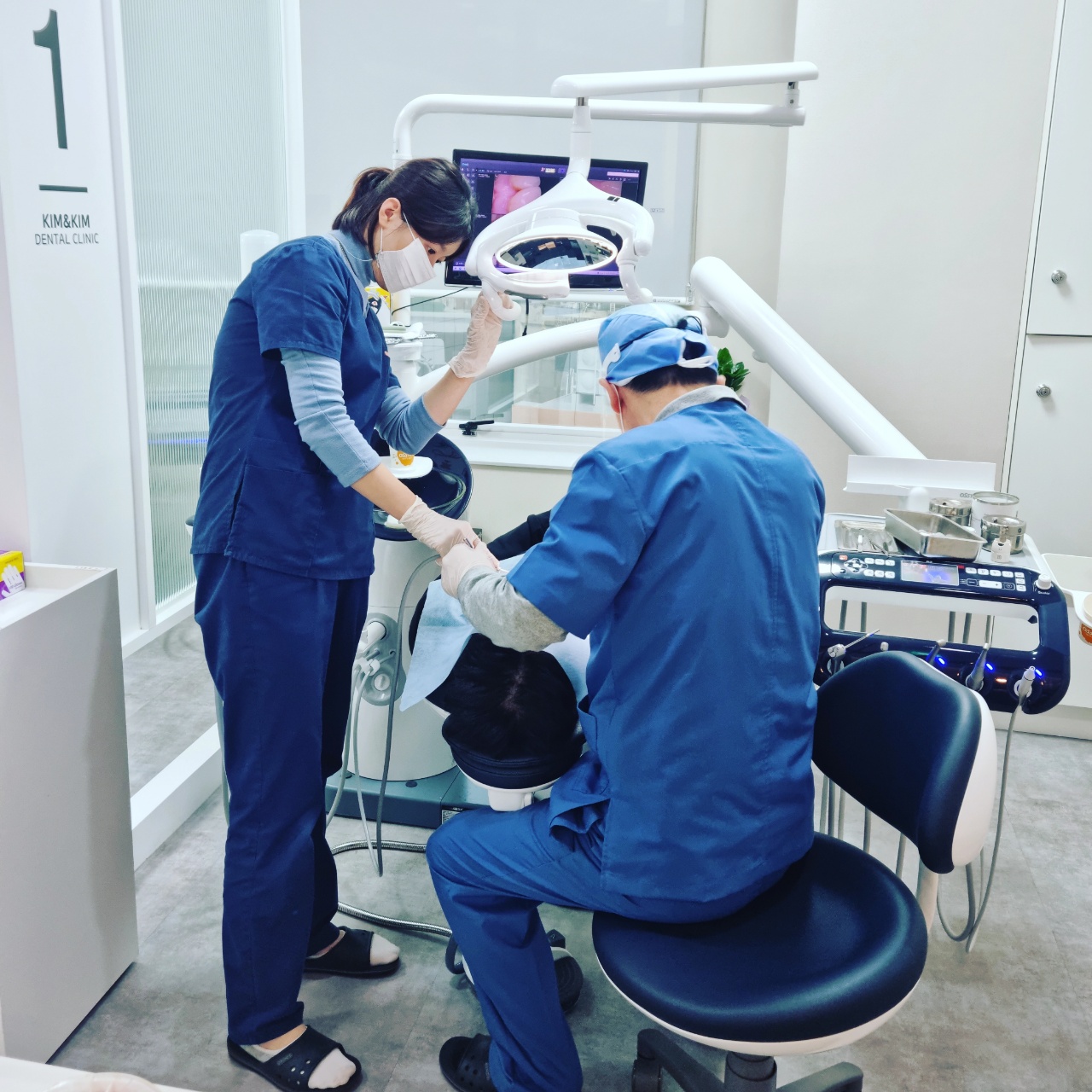 김앤김치과의원 대표 이미지