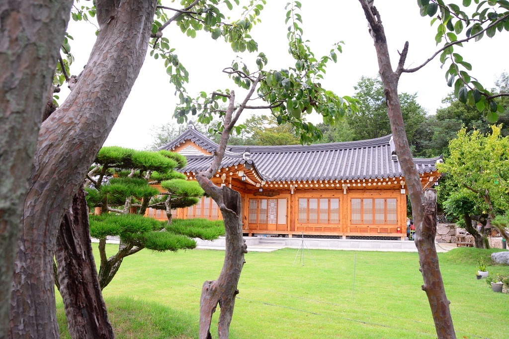 인연 한옥민박펜션