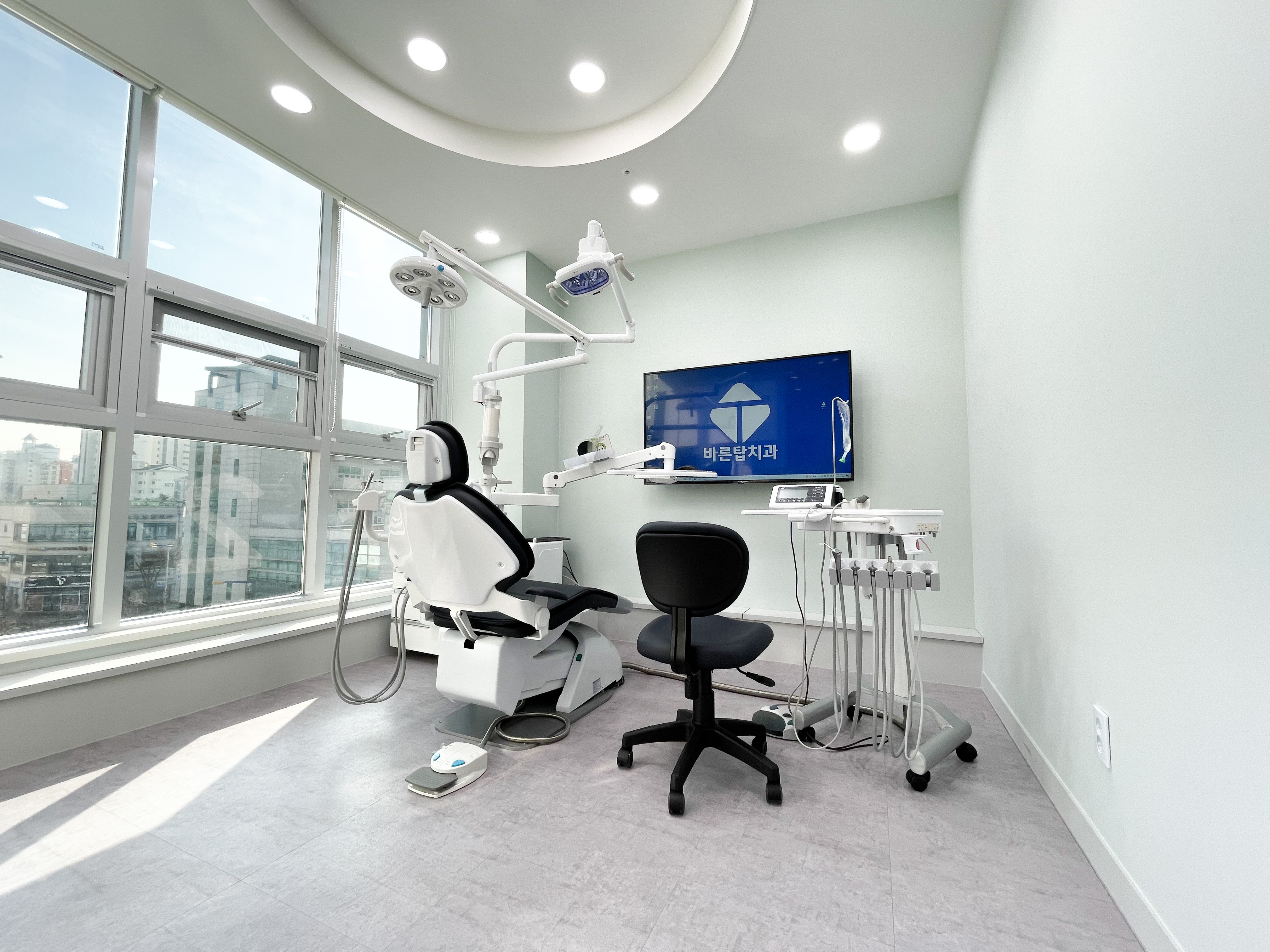 바른탑치과의원 대표 이미지