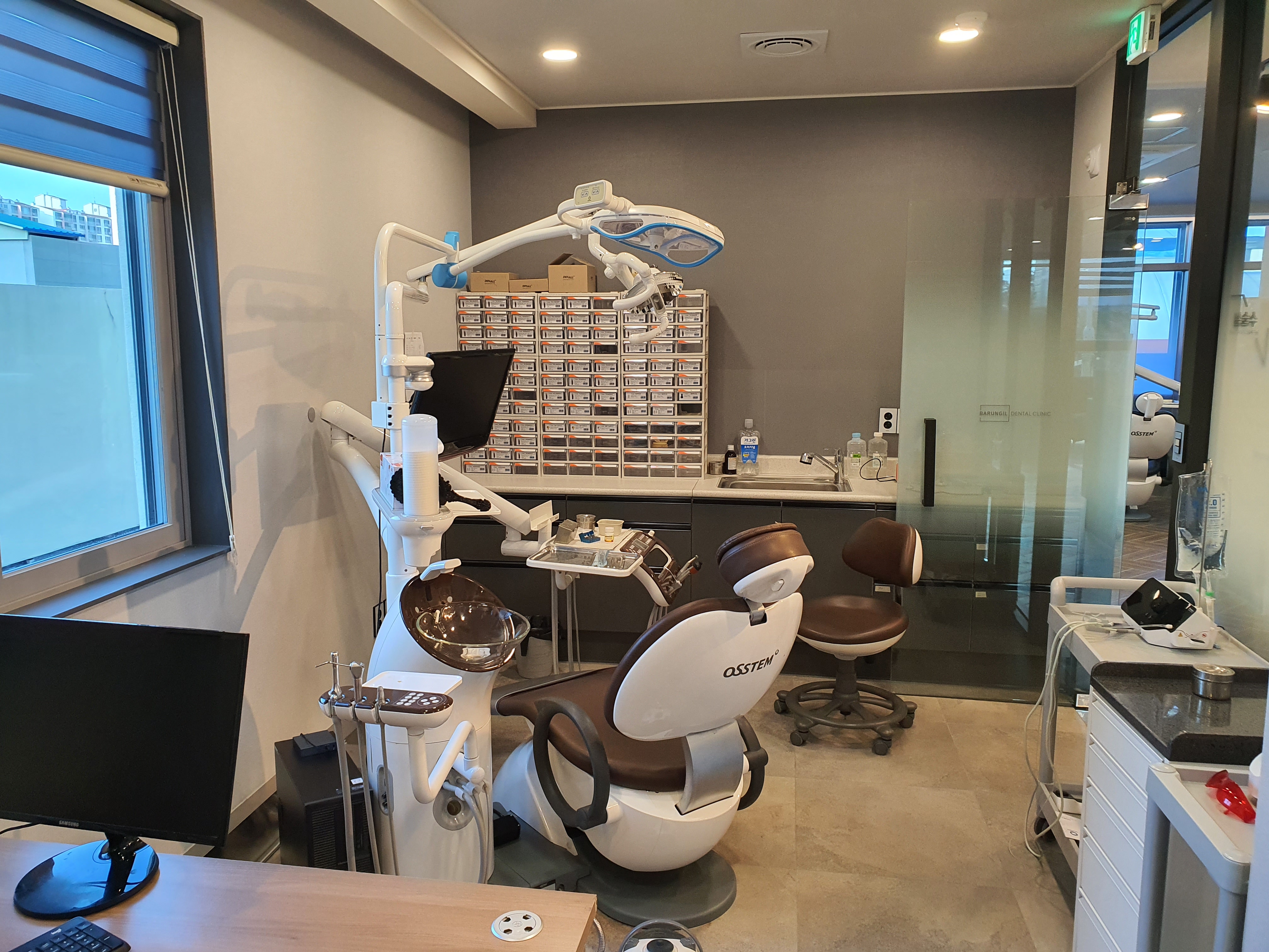 바른길구강악안면외과치과의원 대표 이미지