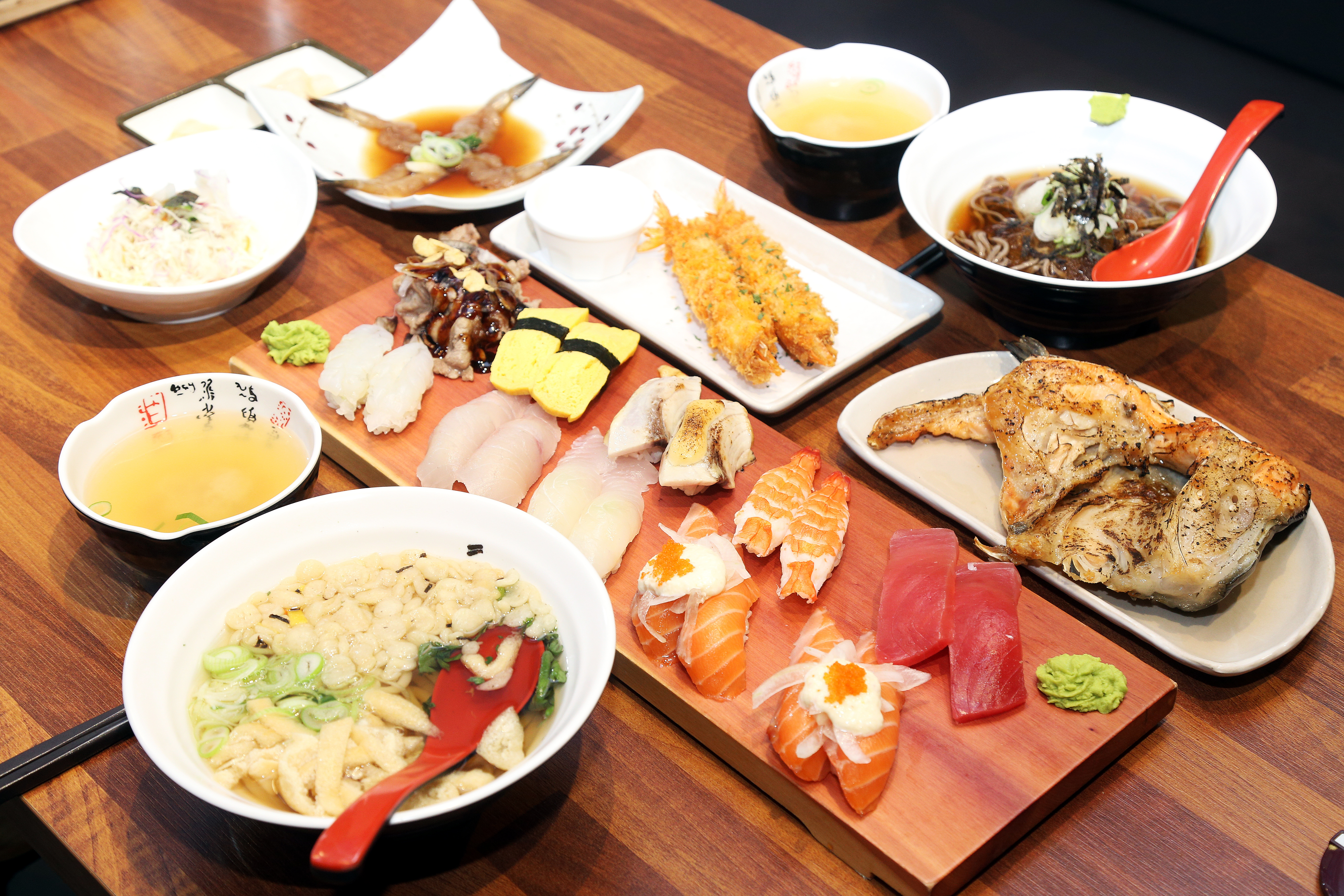 맛있는초밥집 정자본점