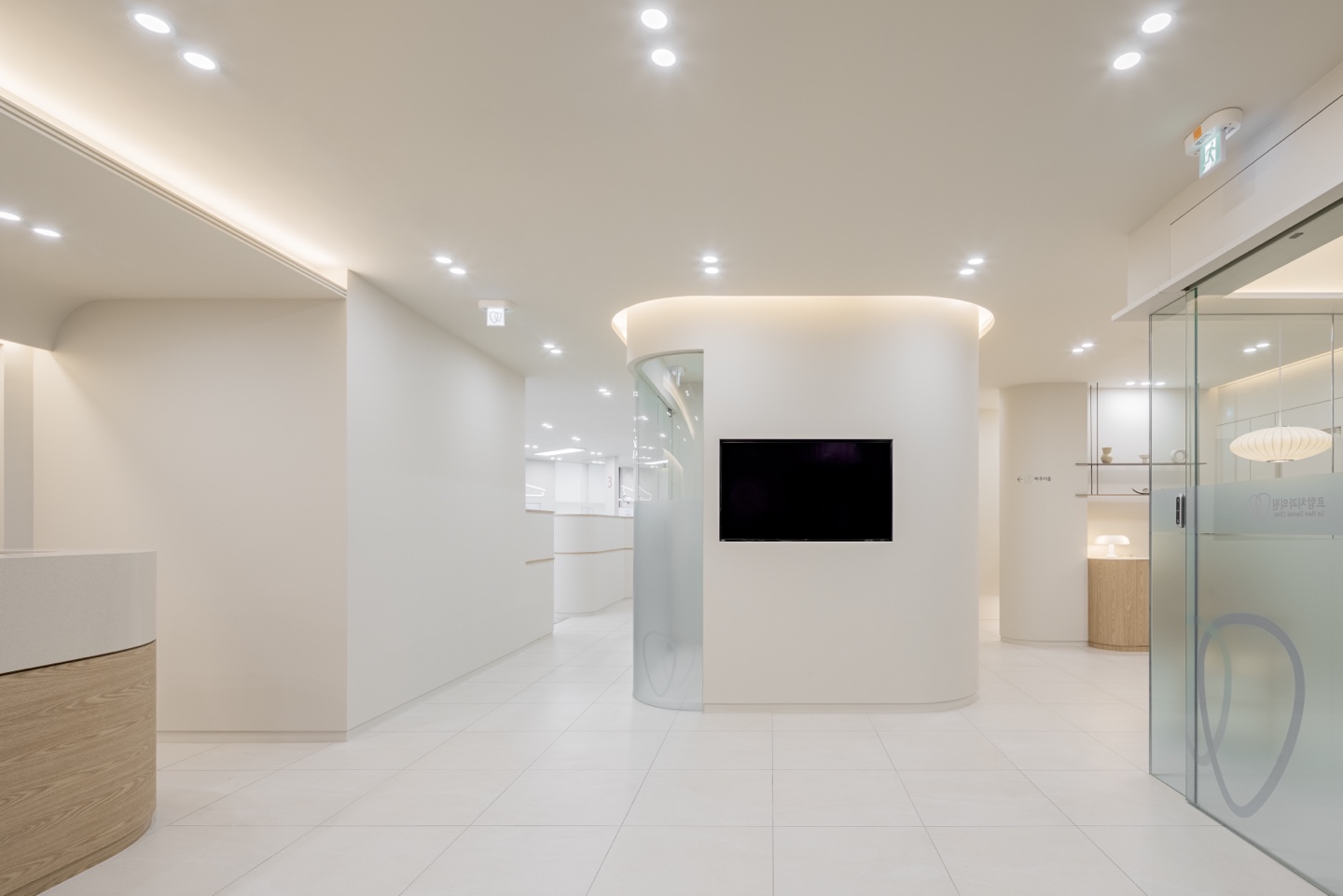 르함치과의원 사진 2