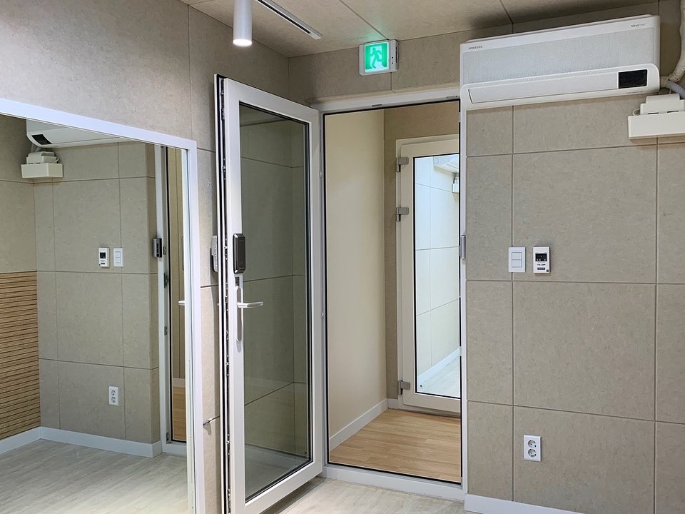 5번째 스튜디오 사진