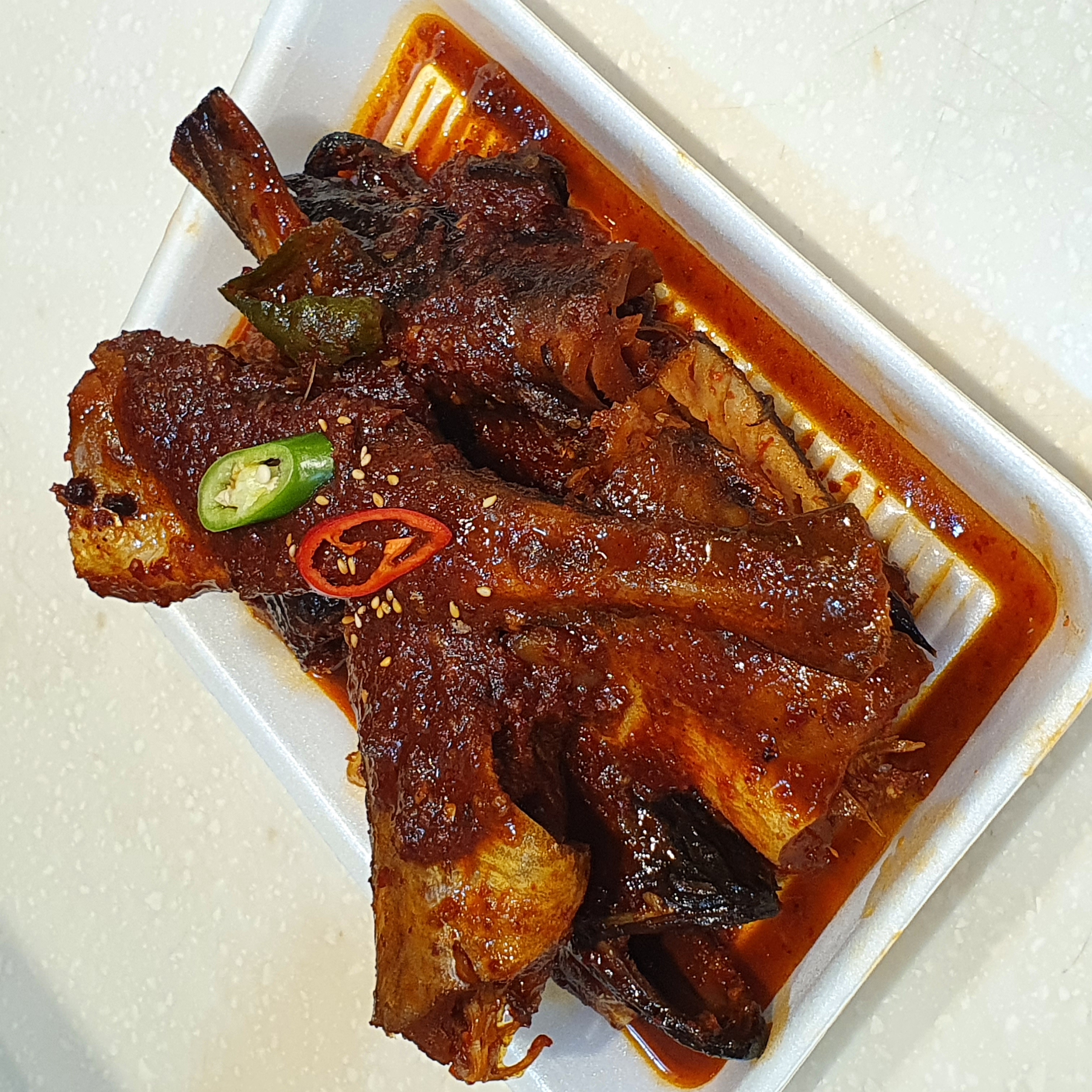 윤찬방