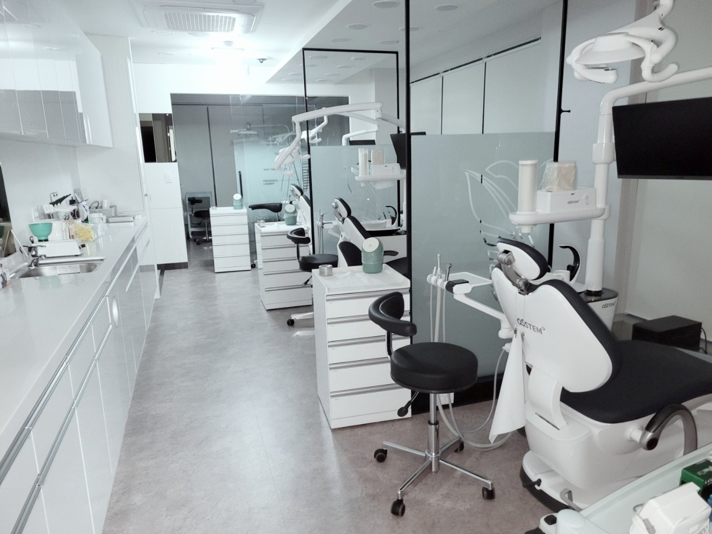 초록나무치과의원 대표 이미지