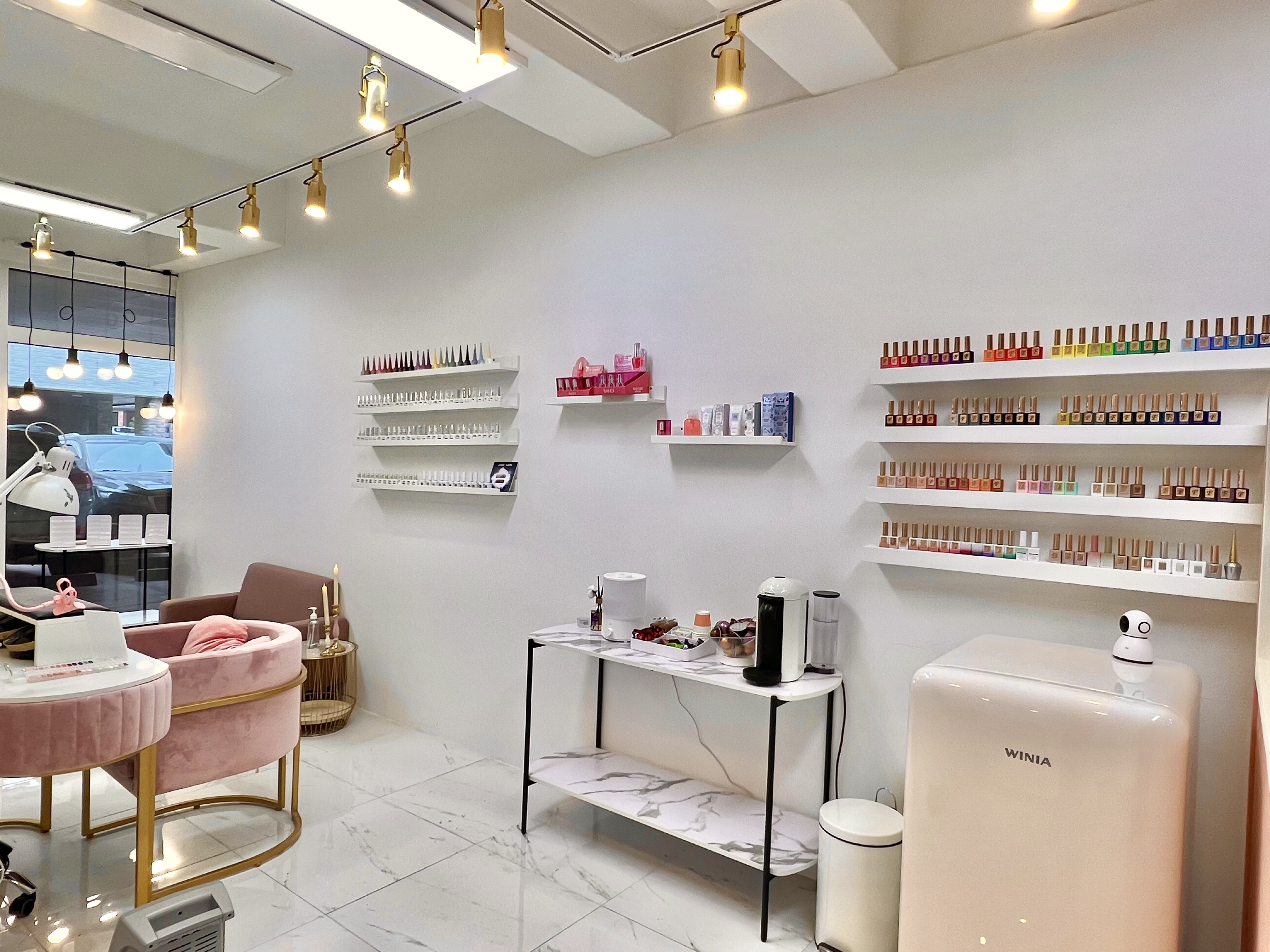 네일 일루아 대표 이미지