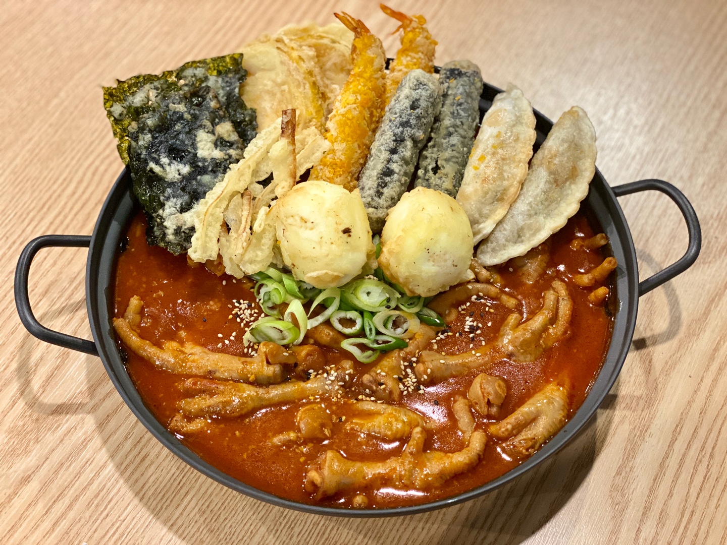 닭발에 빠진 남자