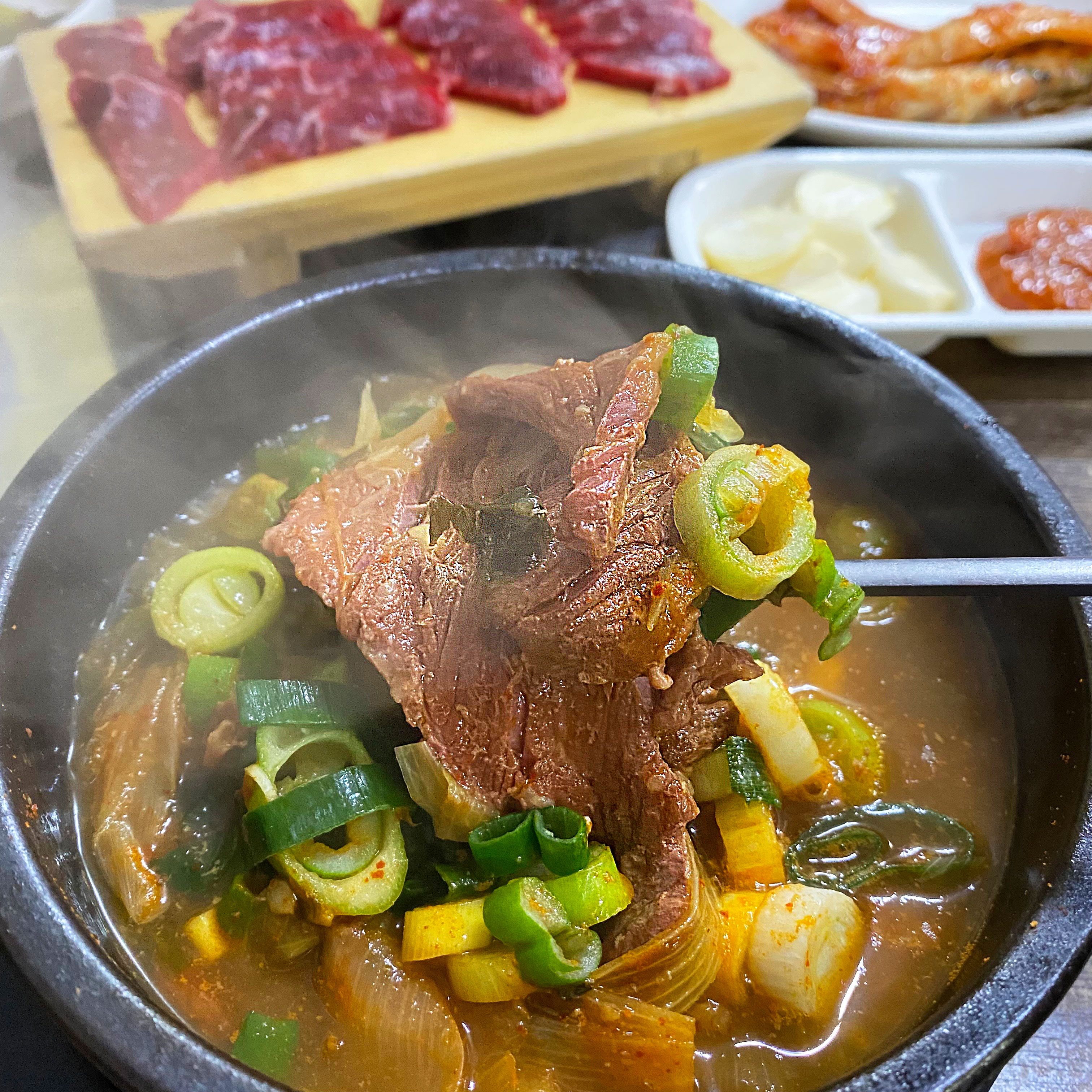 복수한우날고기