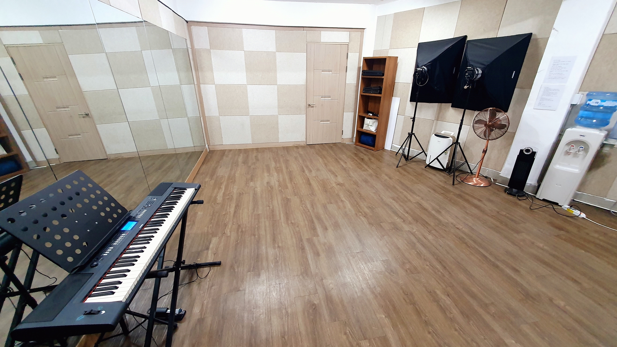 1번째 스튜디오 사진