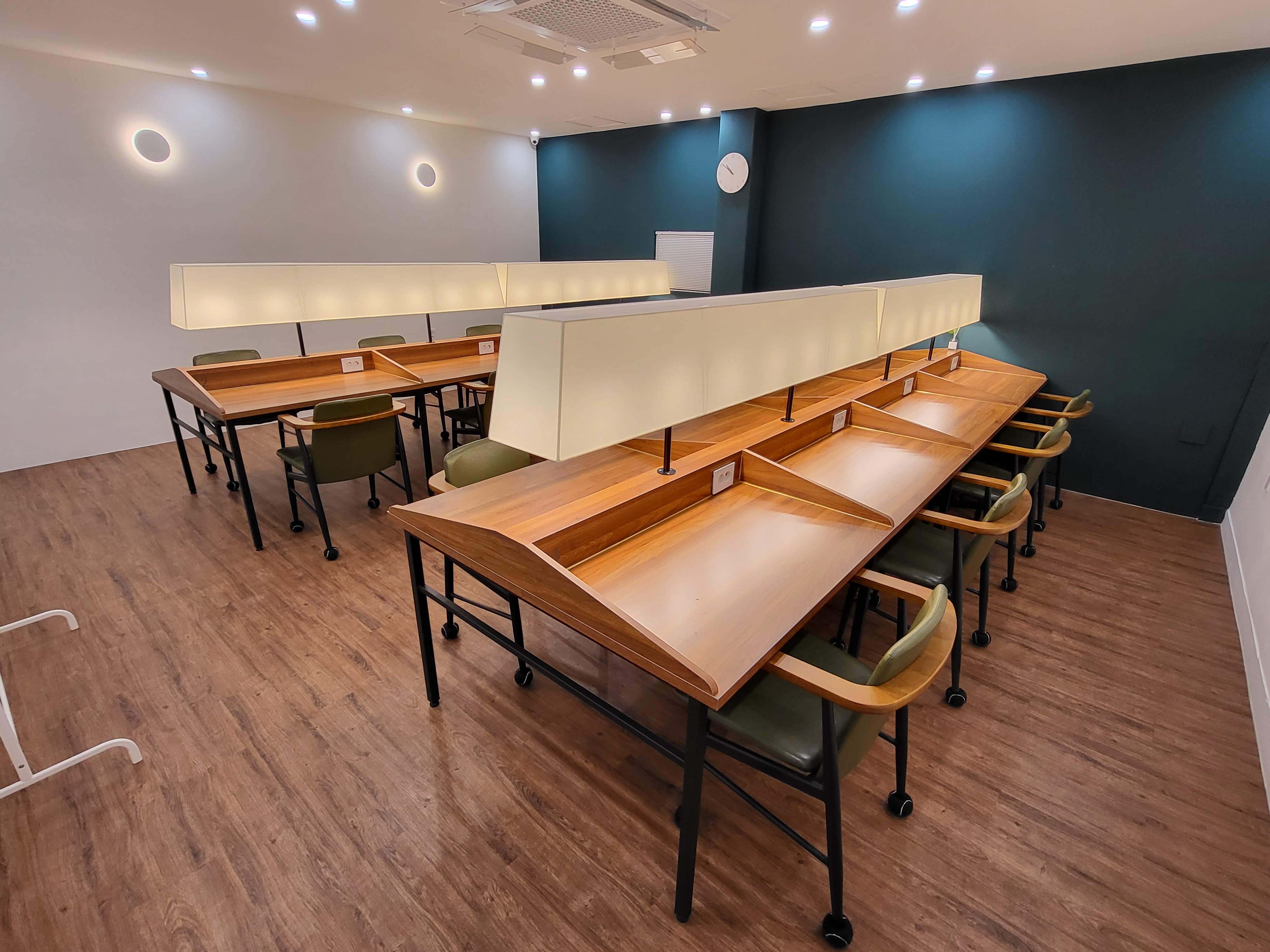 로블스터디카페 구로지점