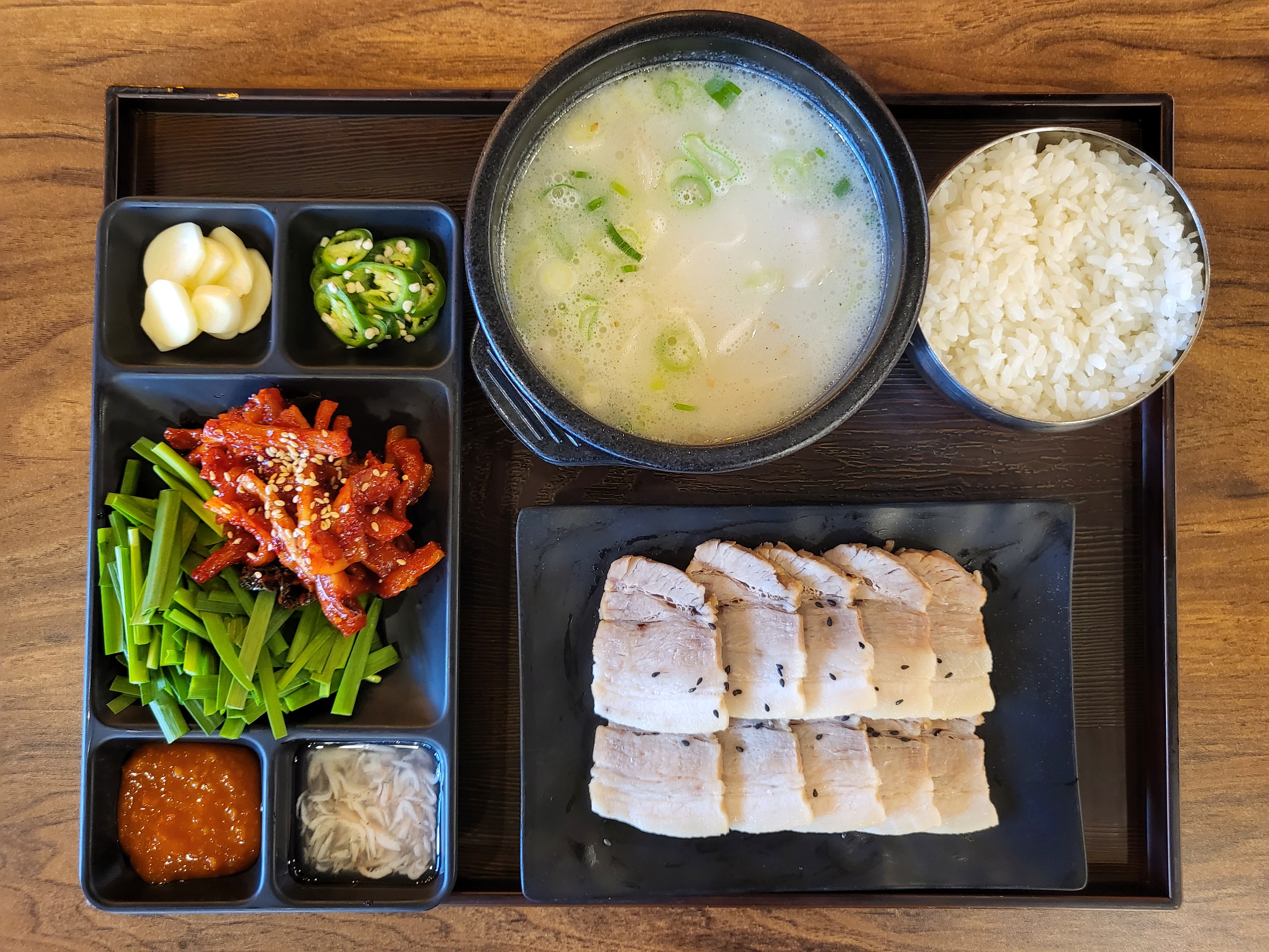 79네수육국밥 안중점