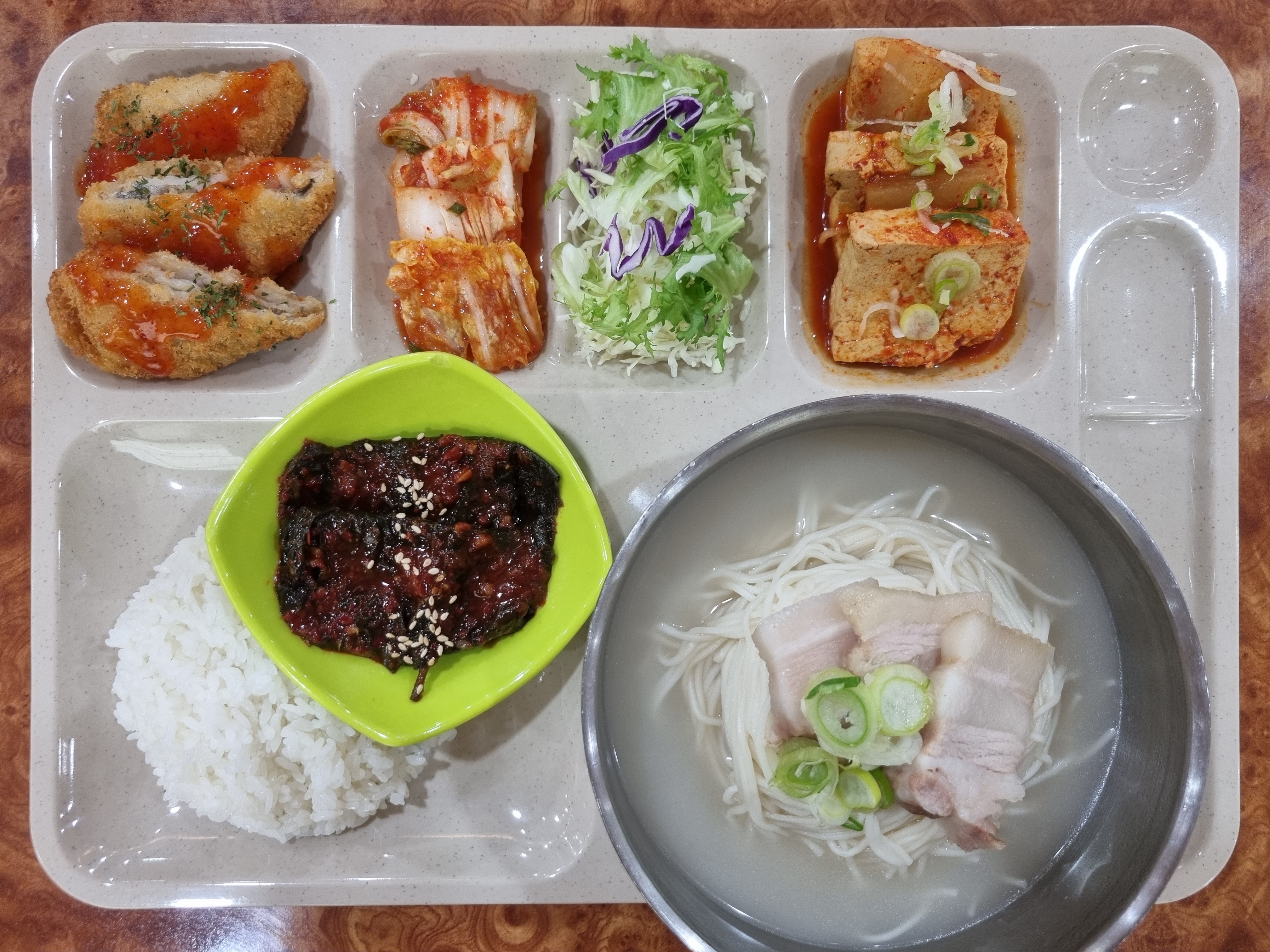 신세계푸드 큰길타워 정반식당