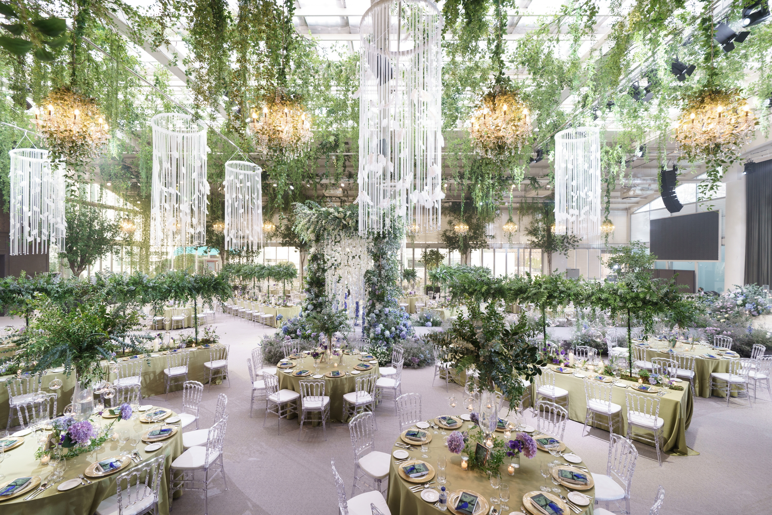 크레스트 72 대표 이미지