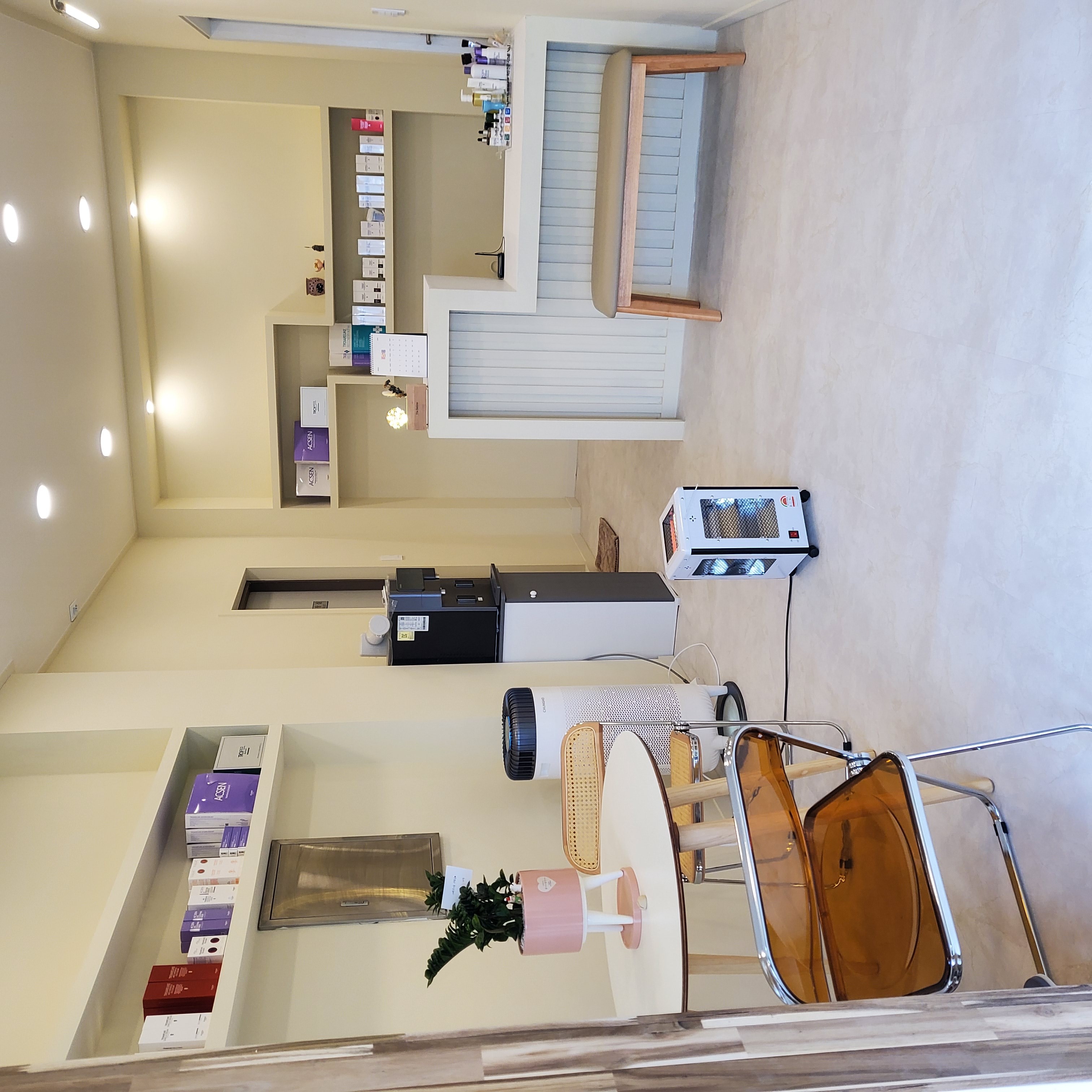 더벨라인 photo 3