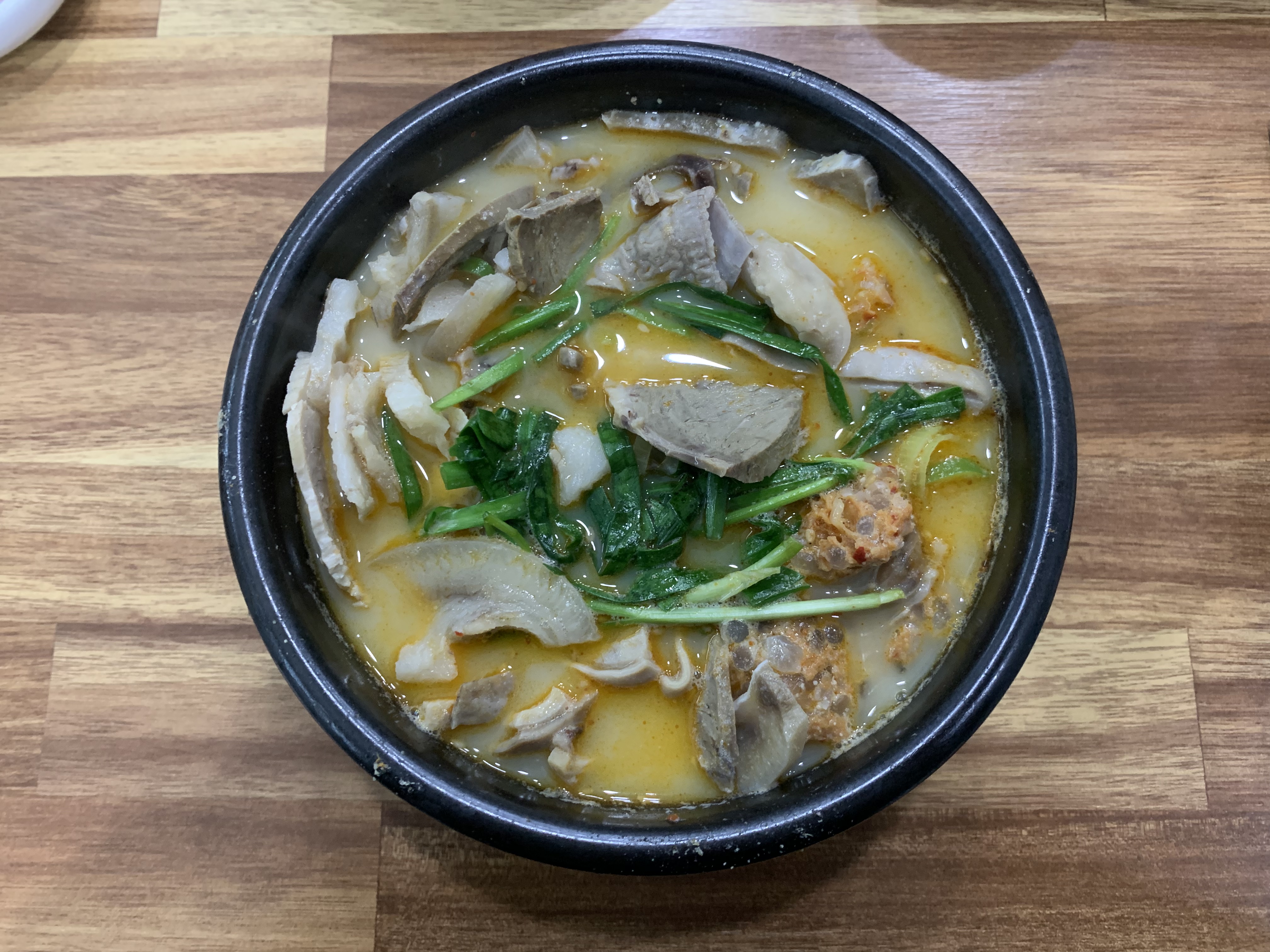 복돼지국밥