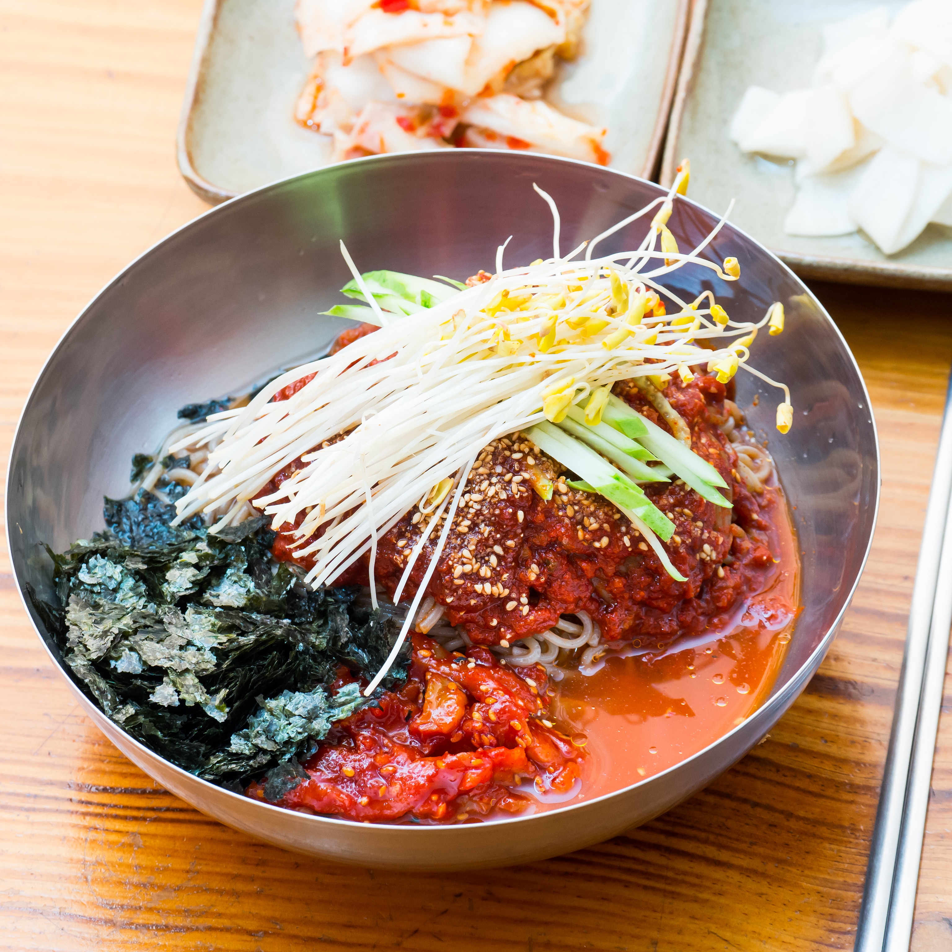 Jeongseon Memilchon Makguksu