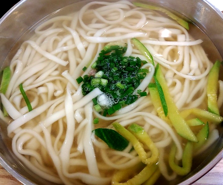 행복손칼국수