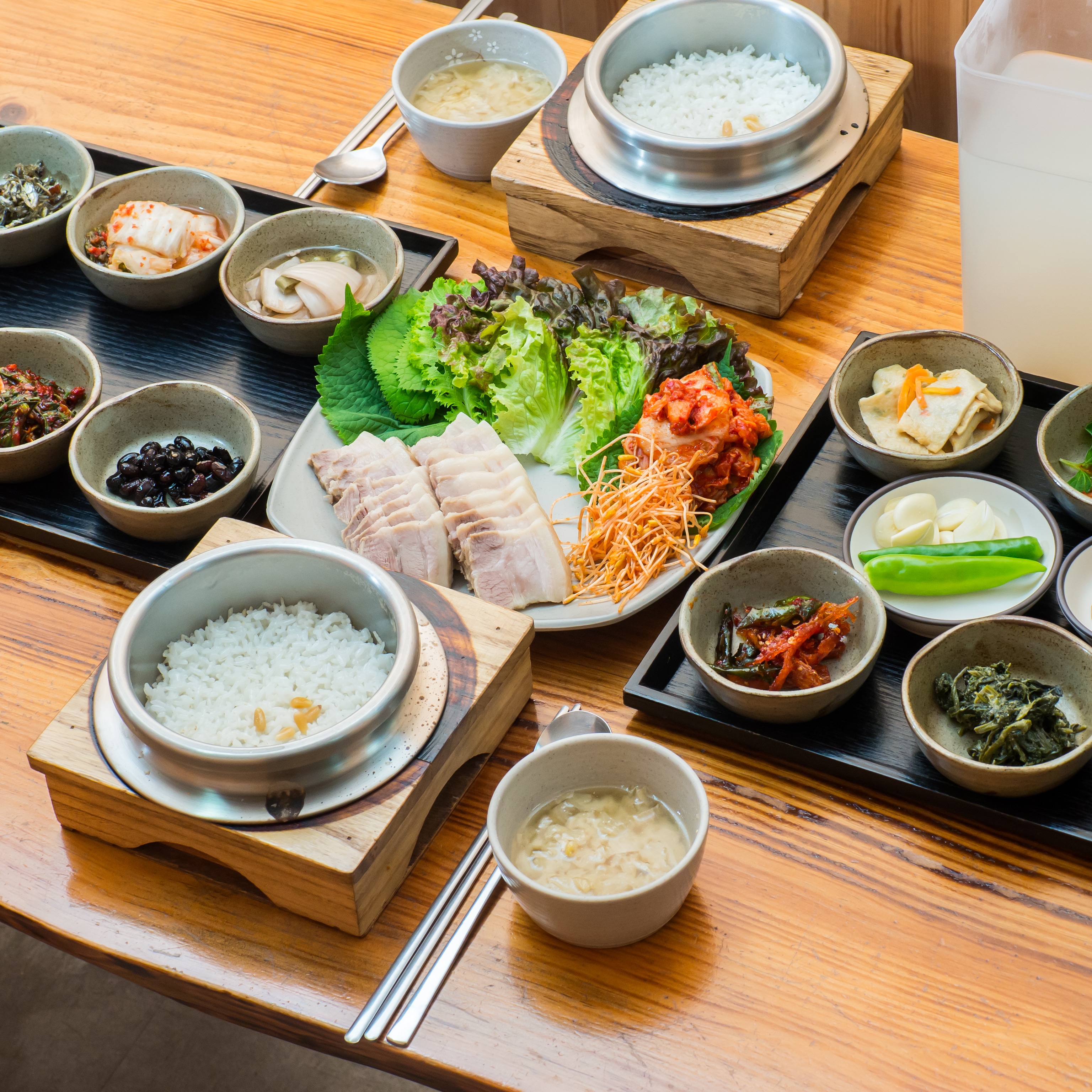 Astragalus-simmered pork set