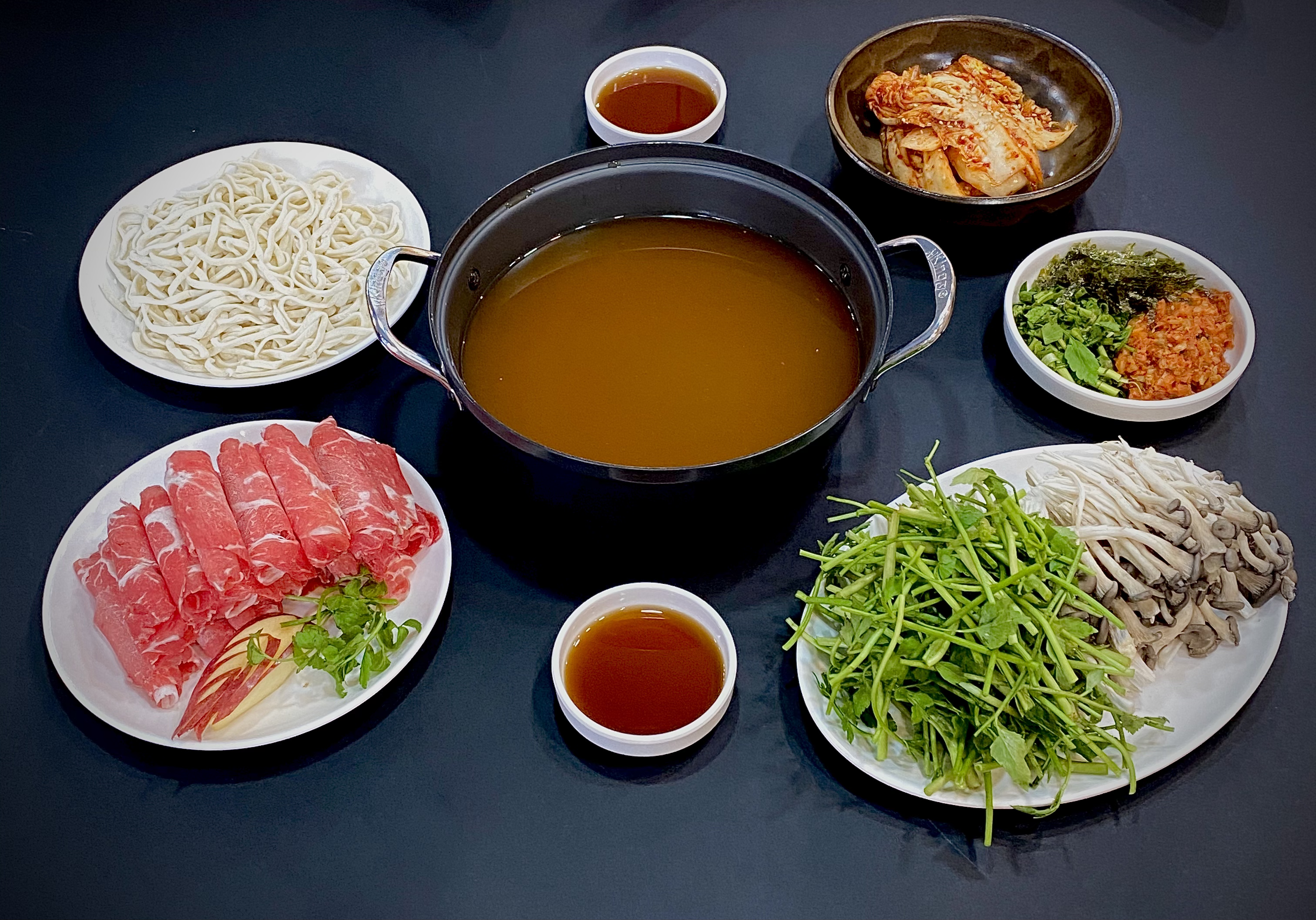 얼큰샤브샤브손칼국수