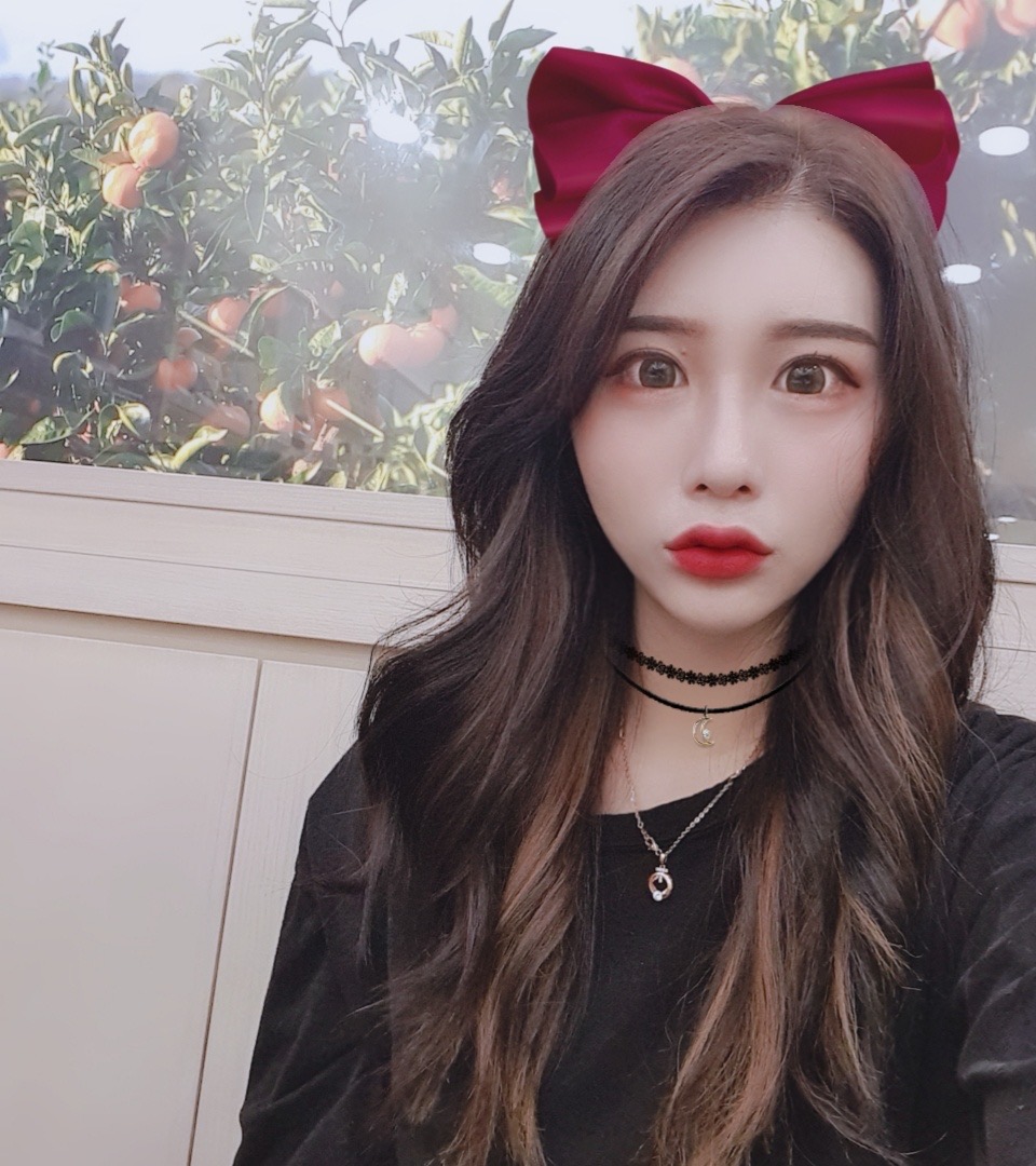 손쌀롱 내부 또는 관련 모습