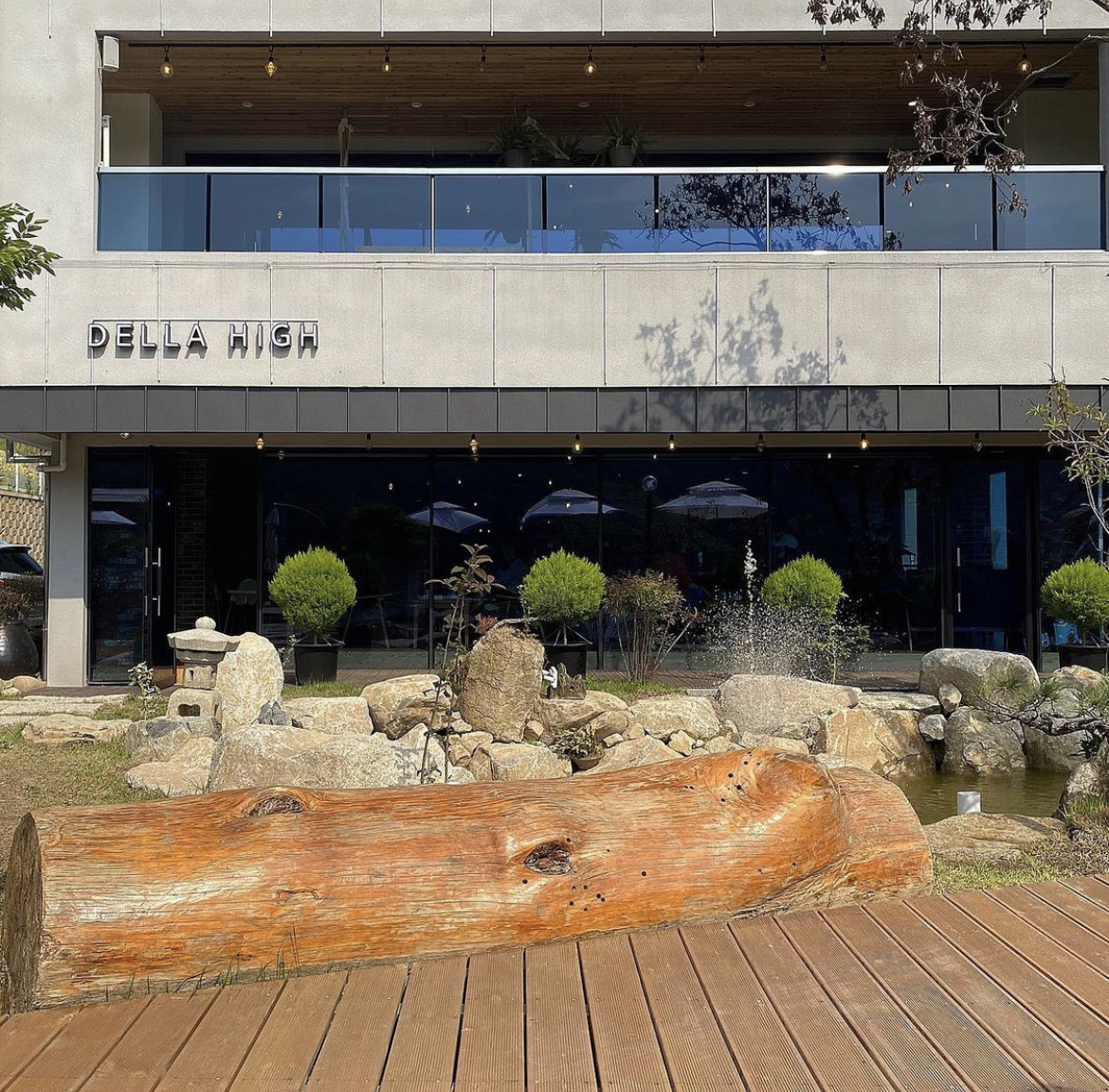 델라하이 4