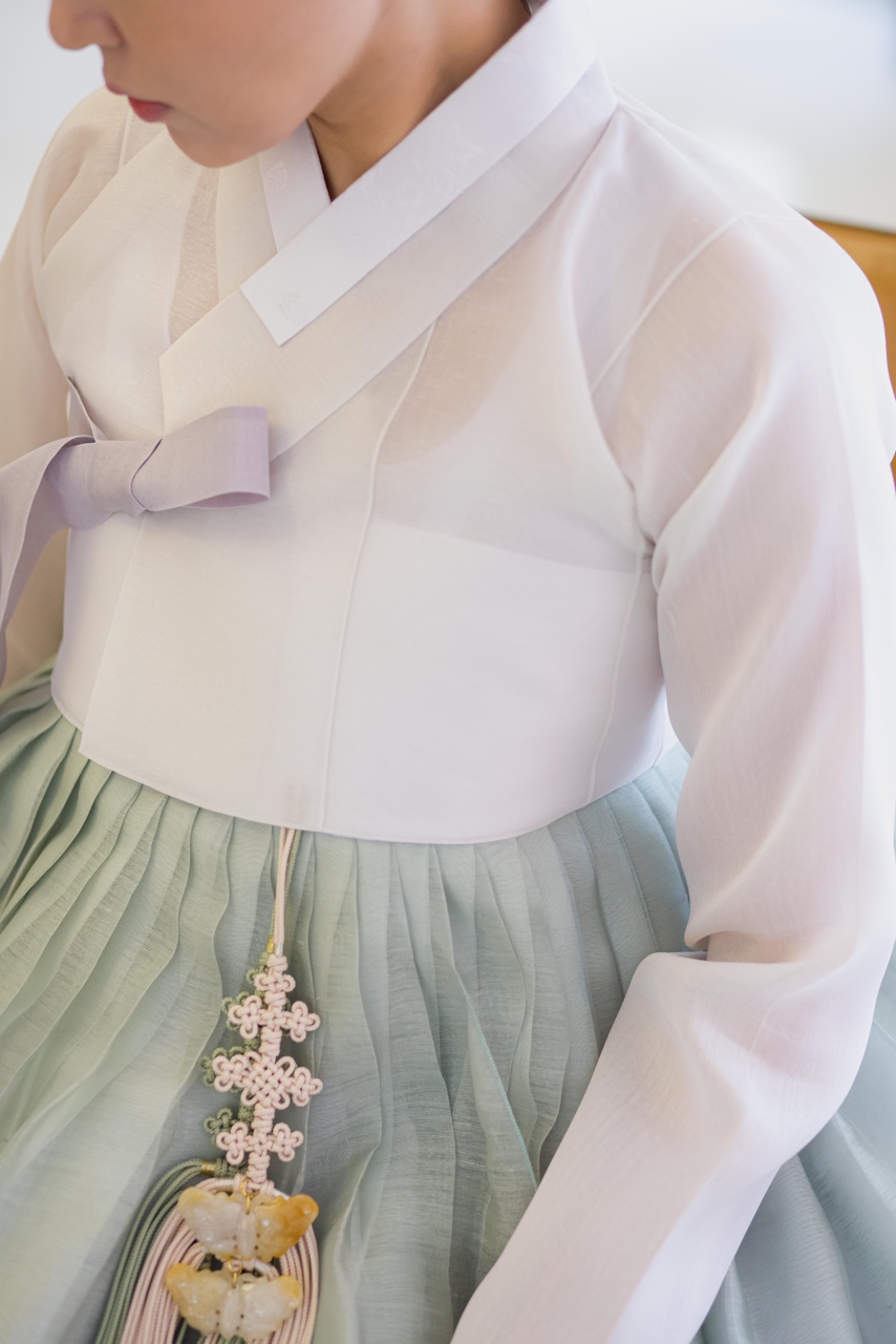 더봄날